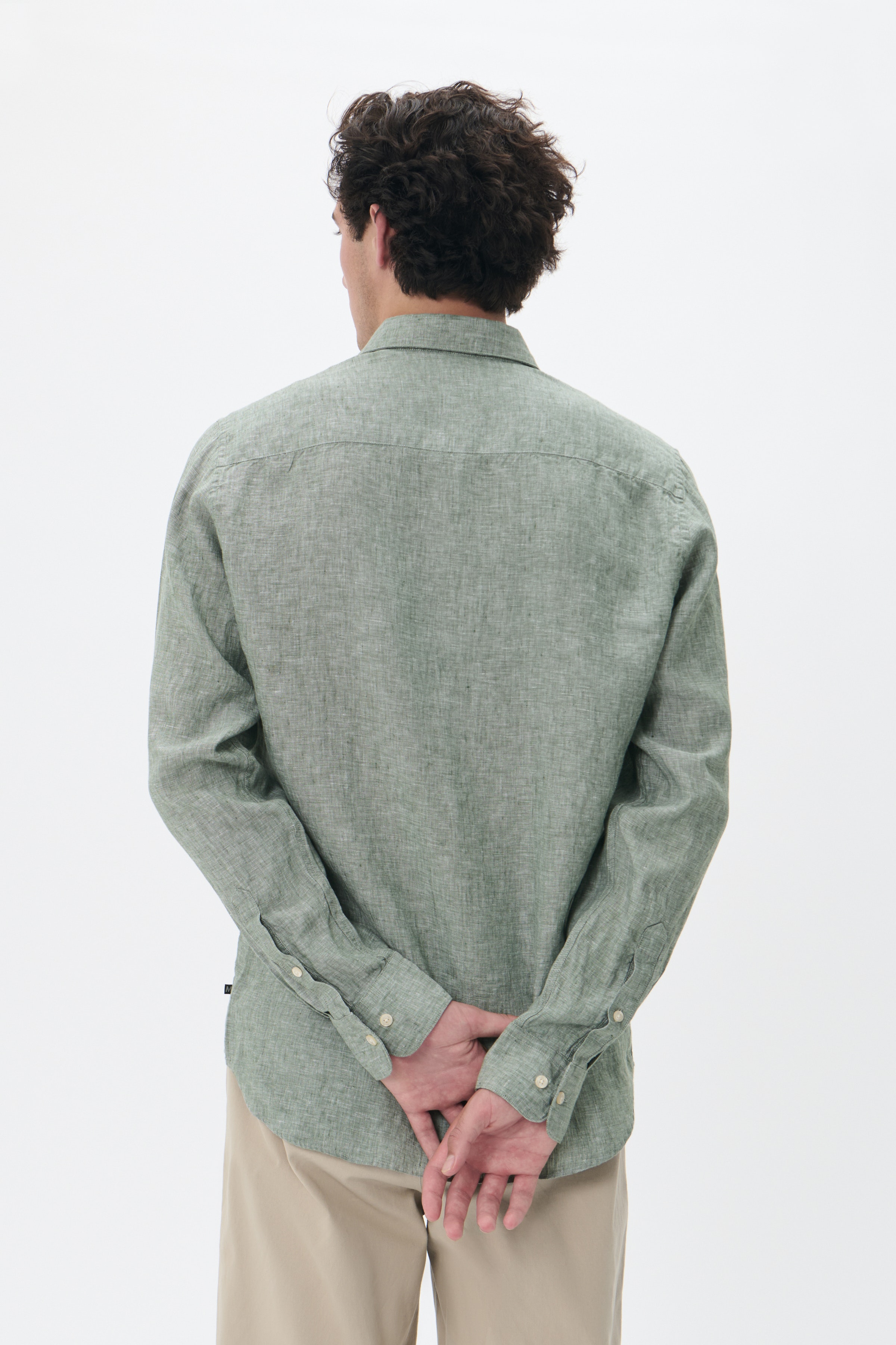 MAmarc linen shirt LOOKBOOK BACK 30205841-190309