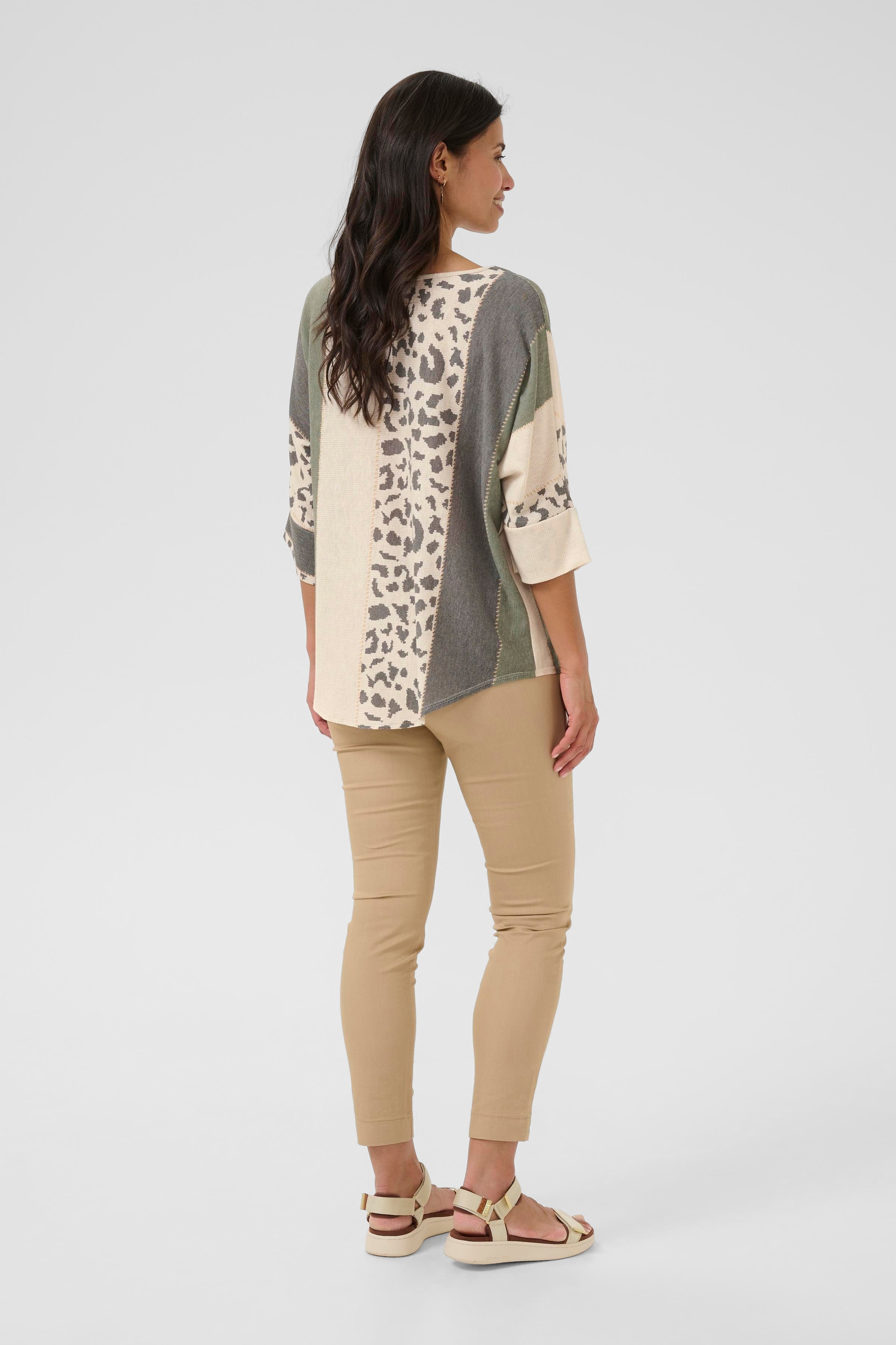 BPkarole Bluse LOOKBOOK BACK 40103569-400890