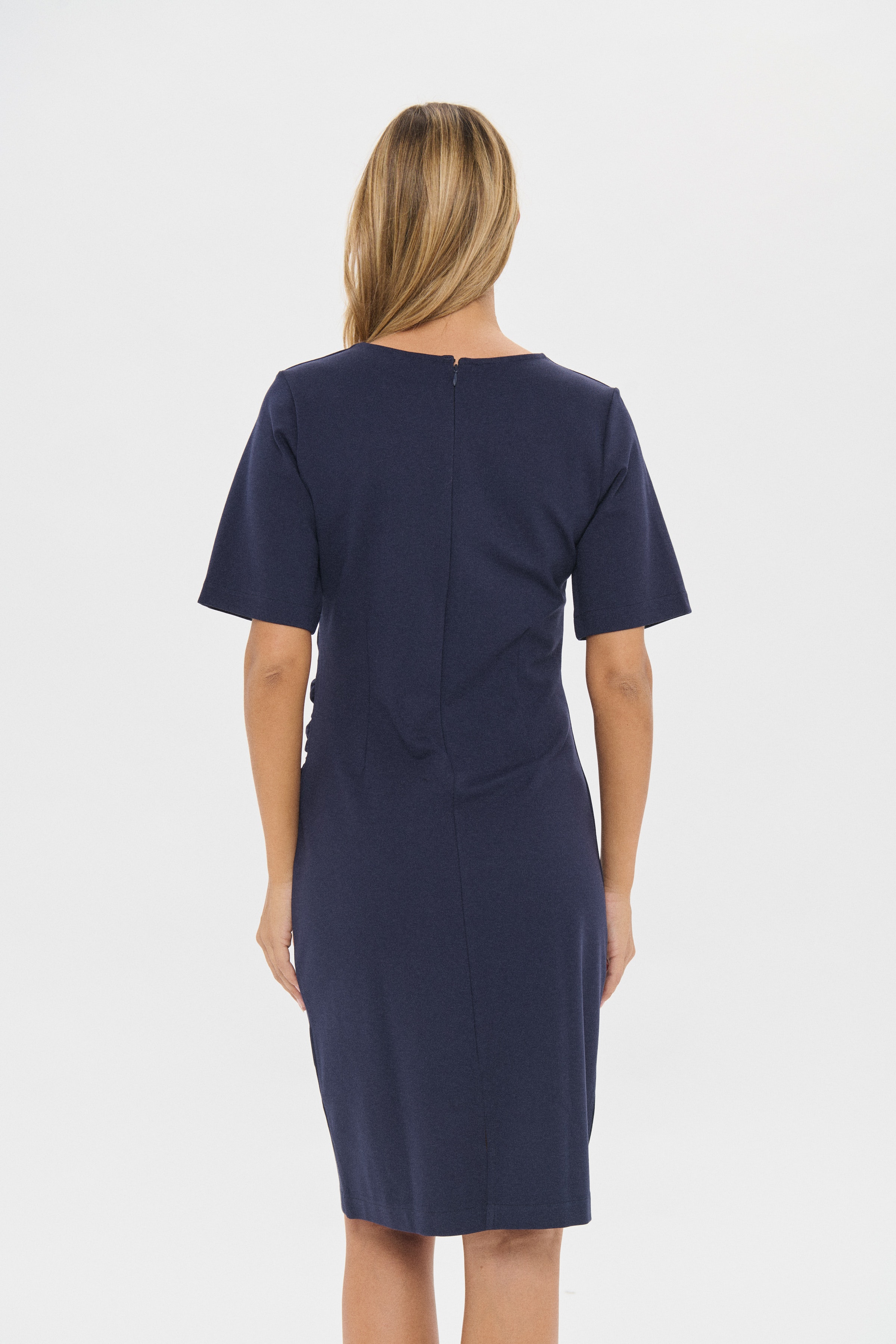 GennySZ Kleid LOOKBOOK BACK 30513546-193924