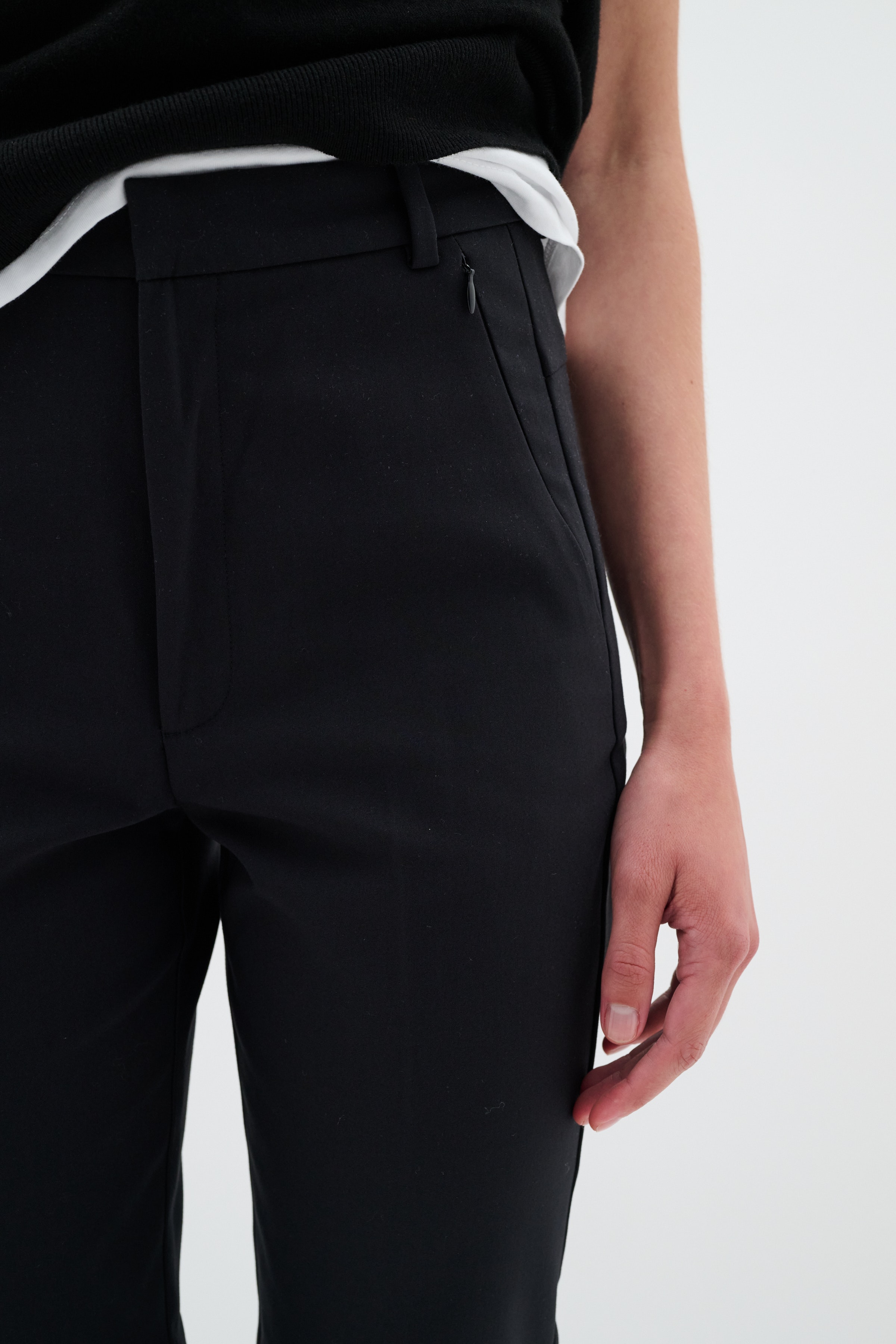 EmmyIW Trousers LOOKBOOK DETAIL 30110606-194008