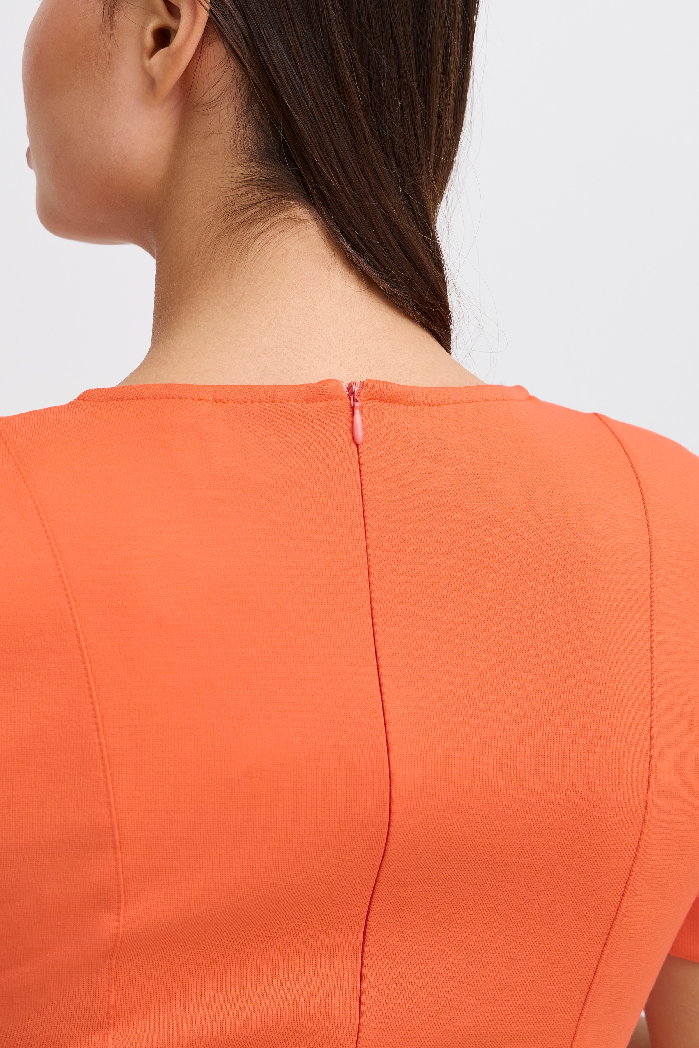 IHKALA Kleid LOOKBOOK DETAIL 20122811-171564