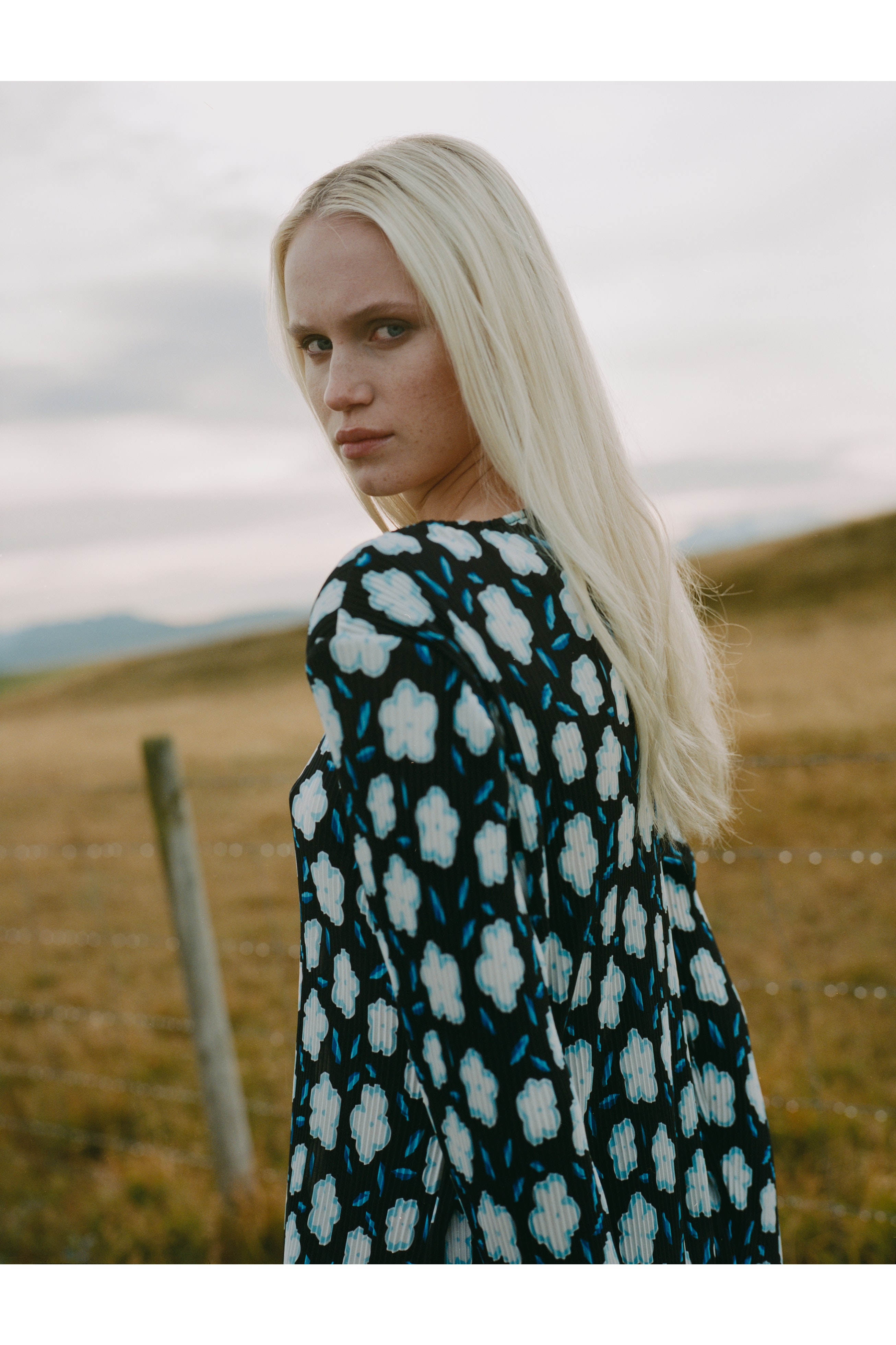 Kleid LOCATION NONE 20119366-202263