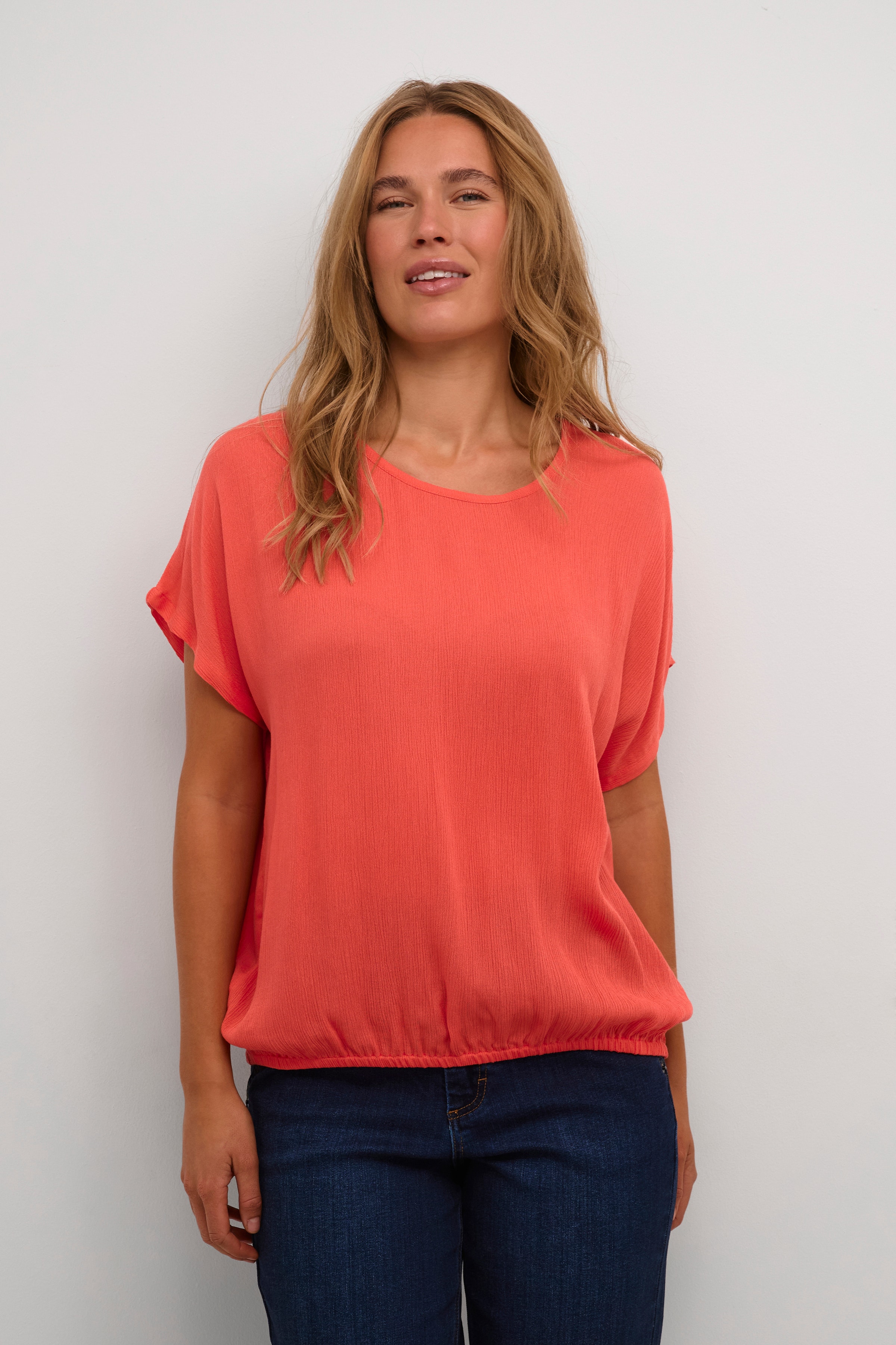 KAamber Blus LOOKBOOK FRONT 10500781-181651