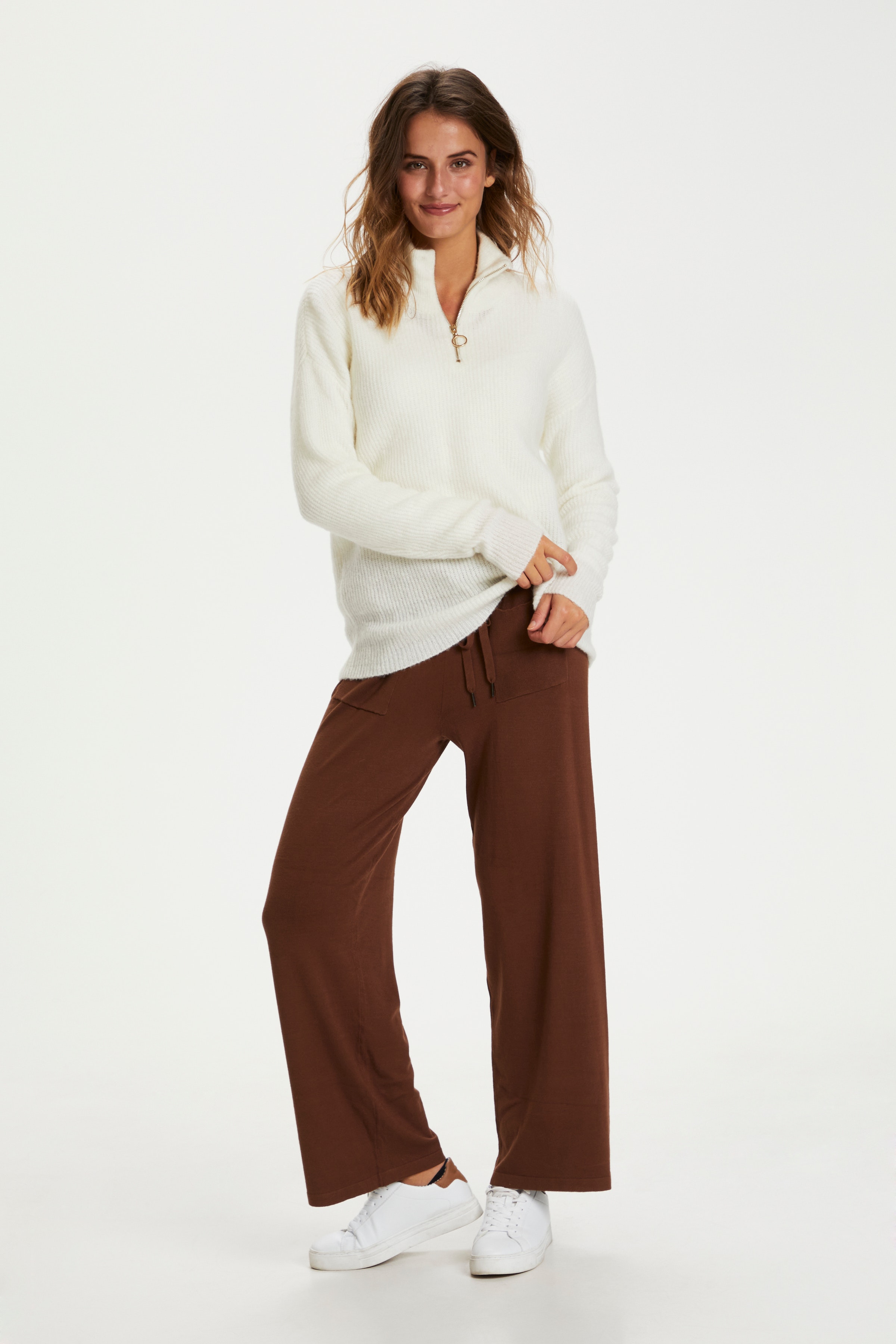 Stickad pullover LOOKBOOK BACK 10504679-110602