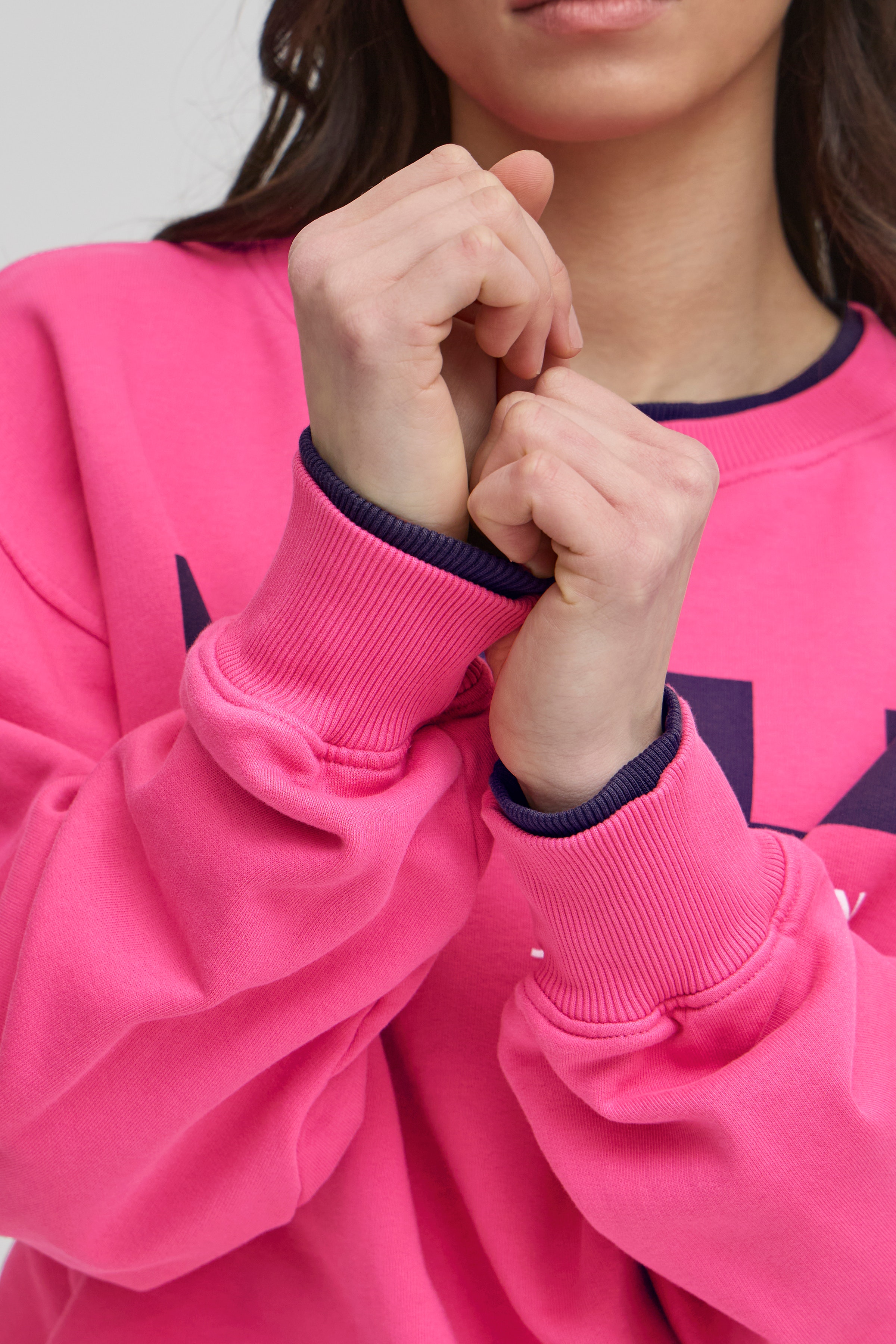 BASIMONA Sweatshirt LOOKBOOK DETAIL 50405055-172227