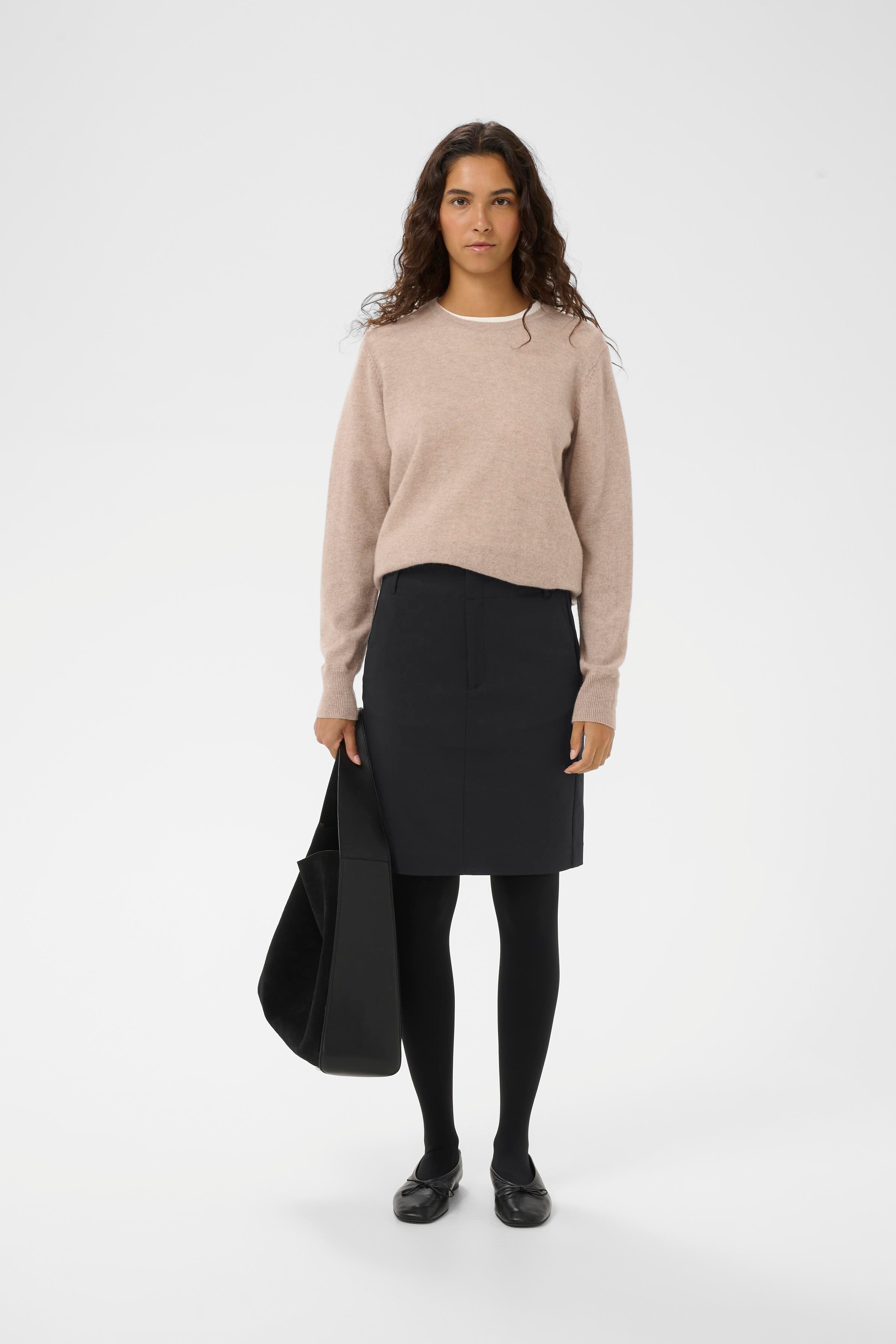 Zella Skirt LOOKBOOK FRONT 30103053-194008