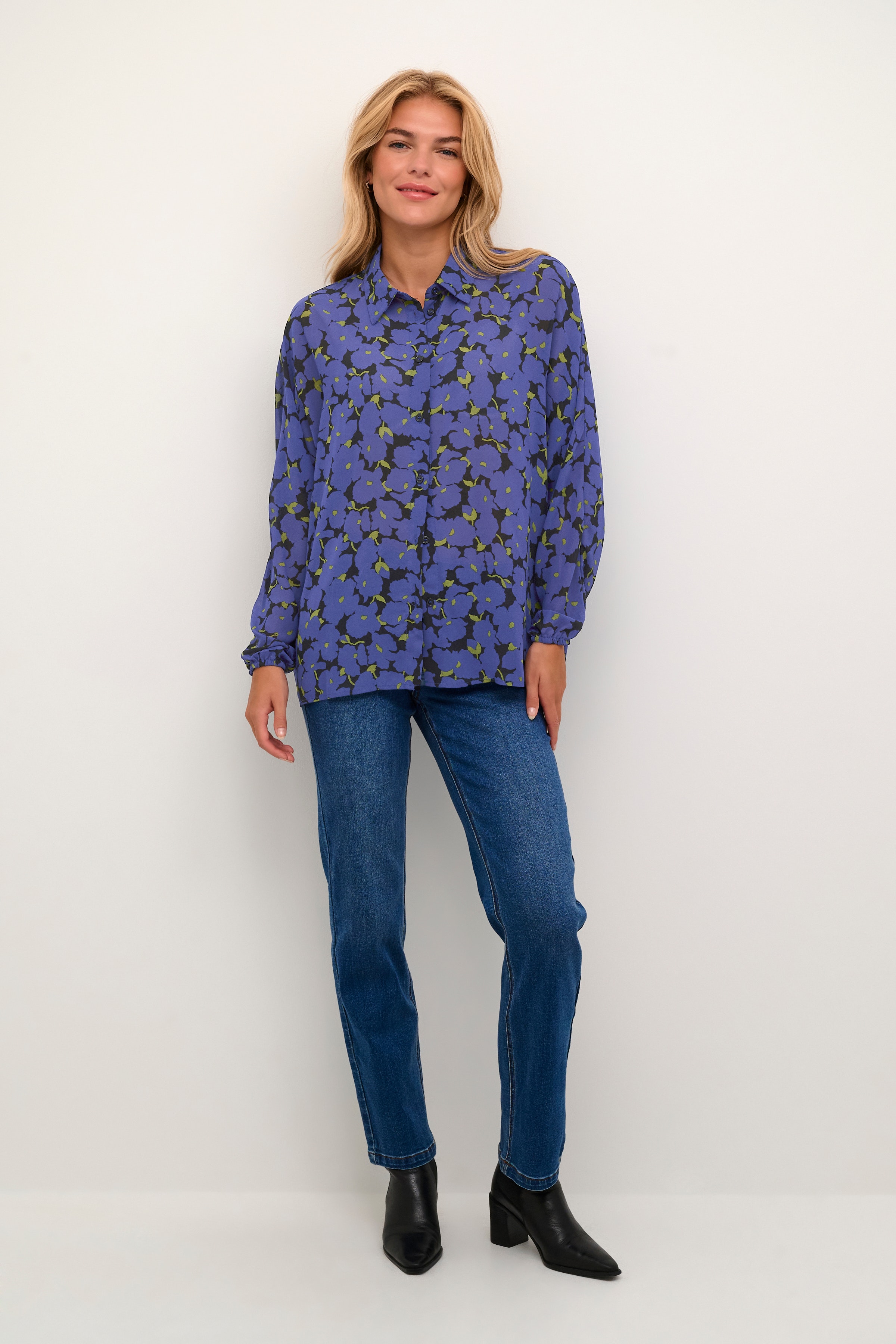 KAchris Hemd LOOKBOOK FRONT 10552278-105366