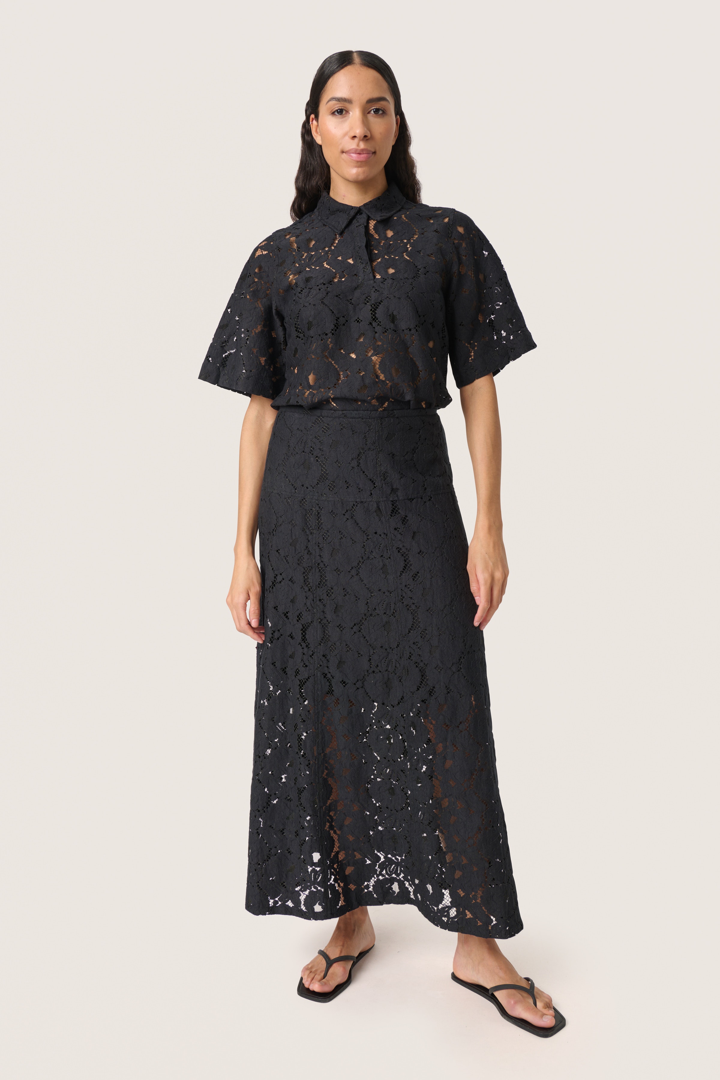 SLTaya Rock LOOKBOOK FRONT 30408628-194008