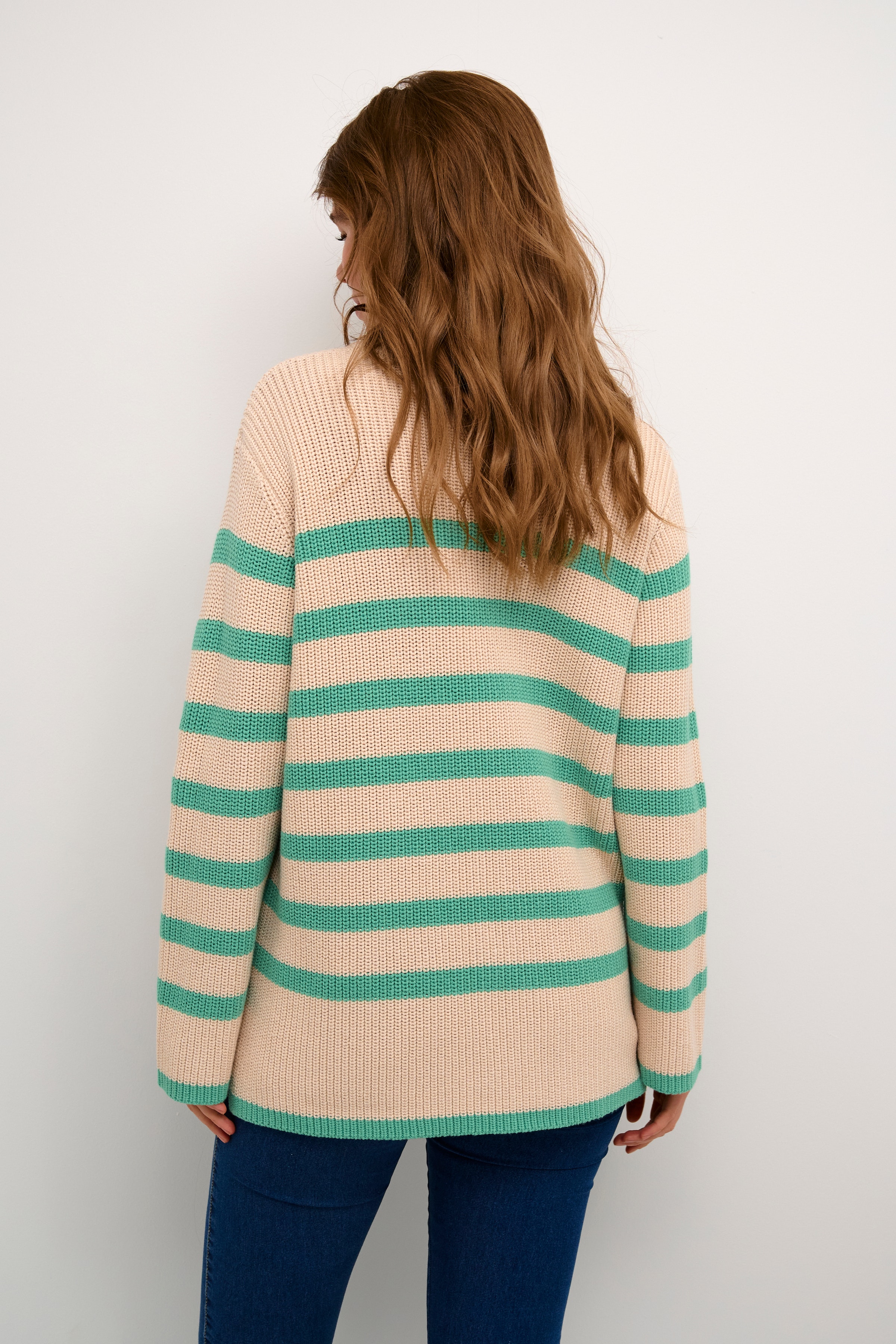 KAcilla Pullover LOOKBOOK BACK 10507133-105309