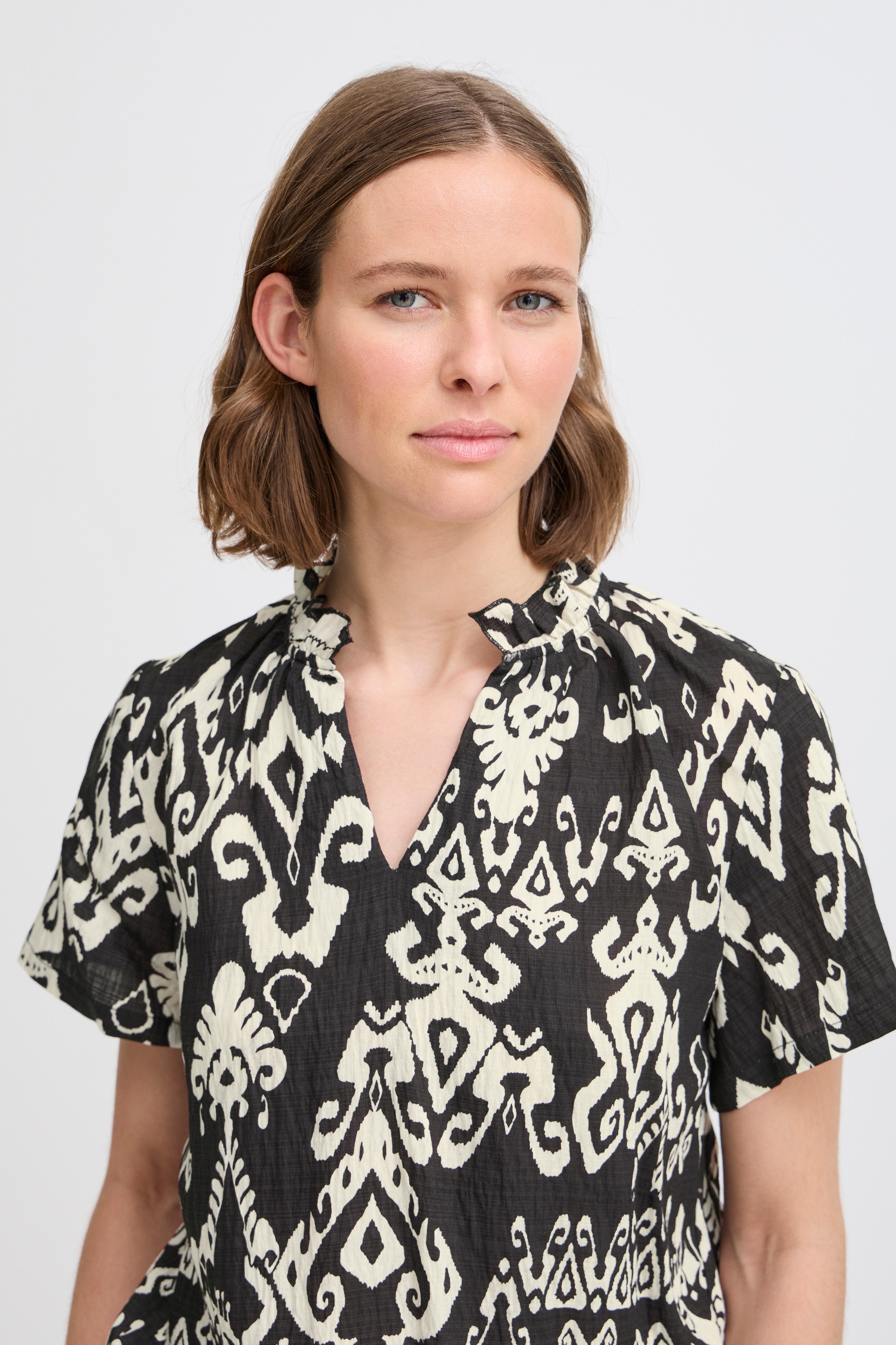 BYJASMINA Blouse LOOKBOOK DETAIL 20810943-205166