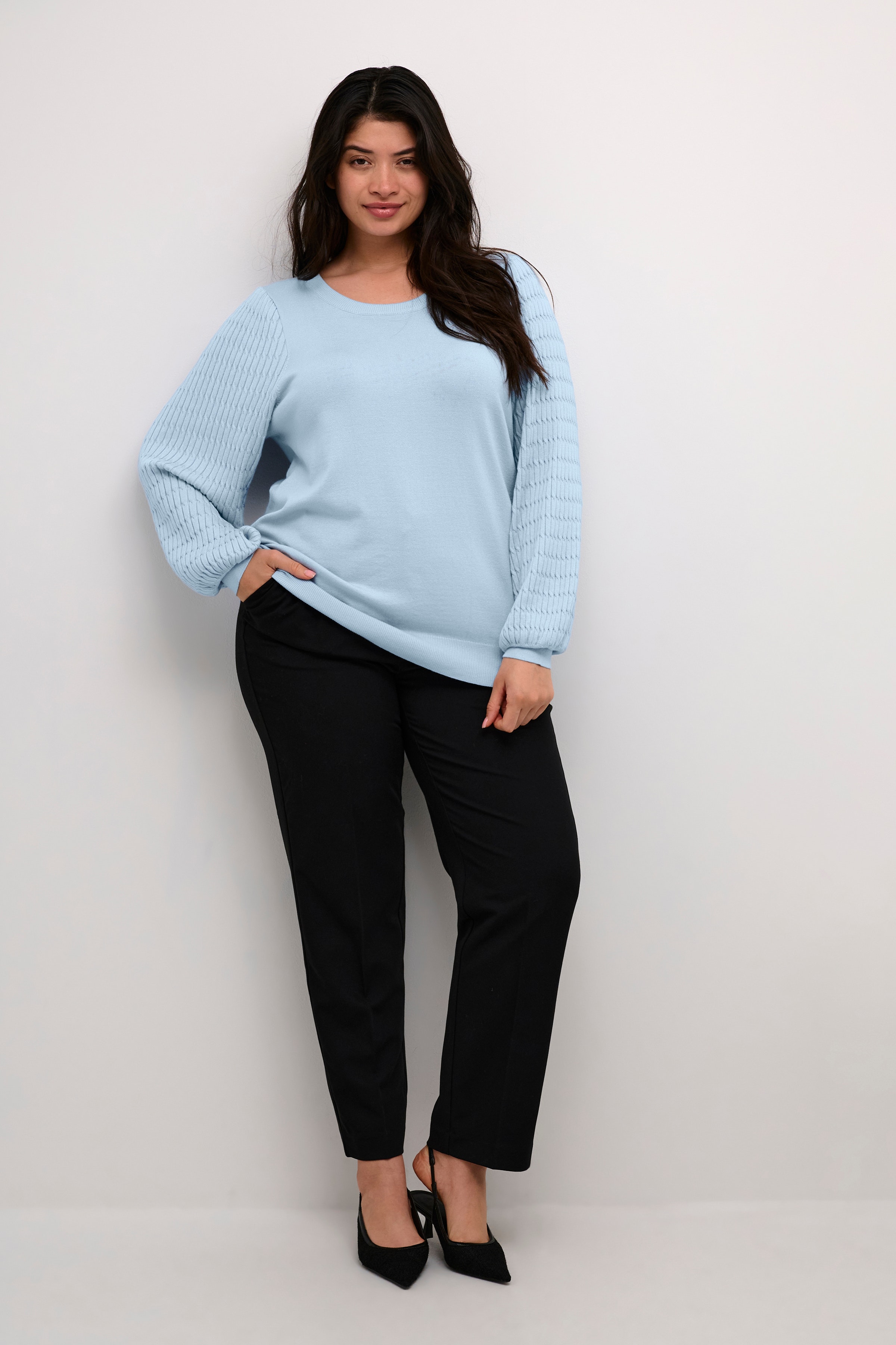 KClini Pullover LOOKBOOK FRONT 10582598-144210