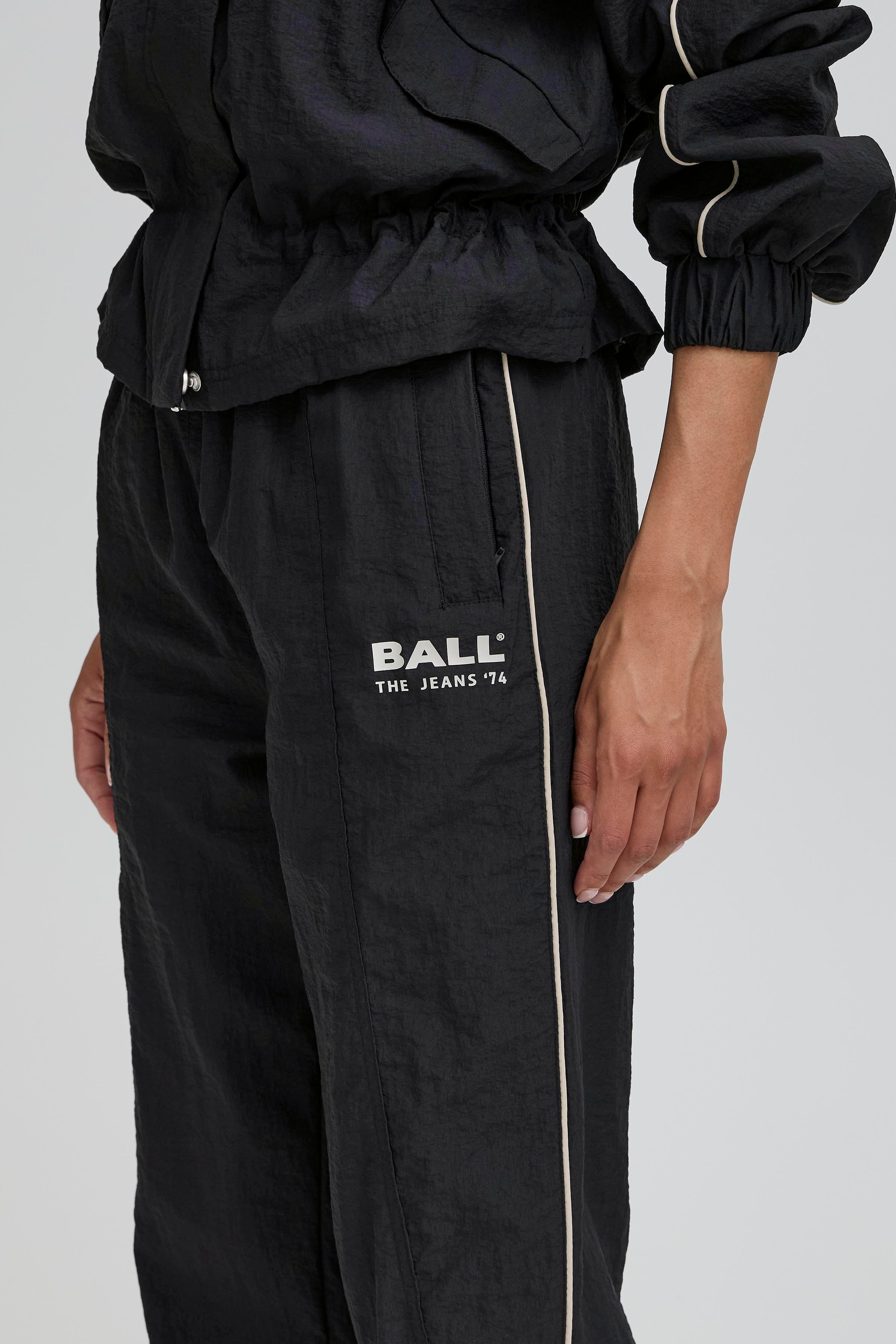 BASTELLA Hose LOOKBOOK DETAIL 50405322-193911