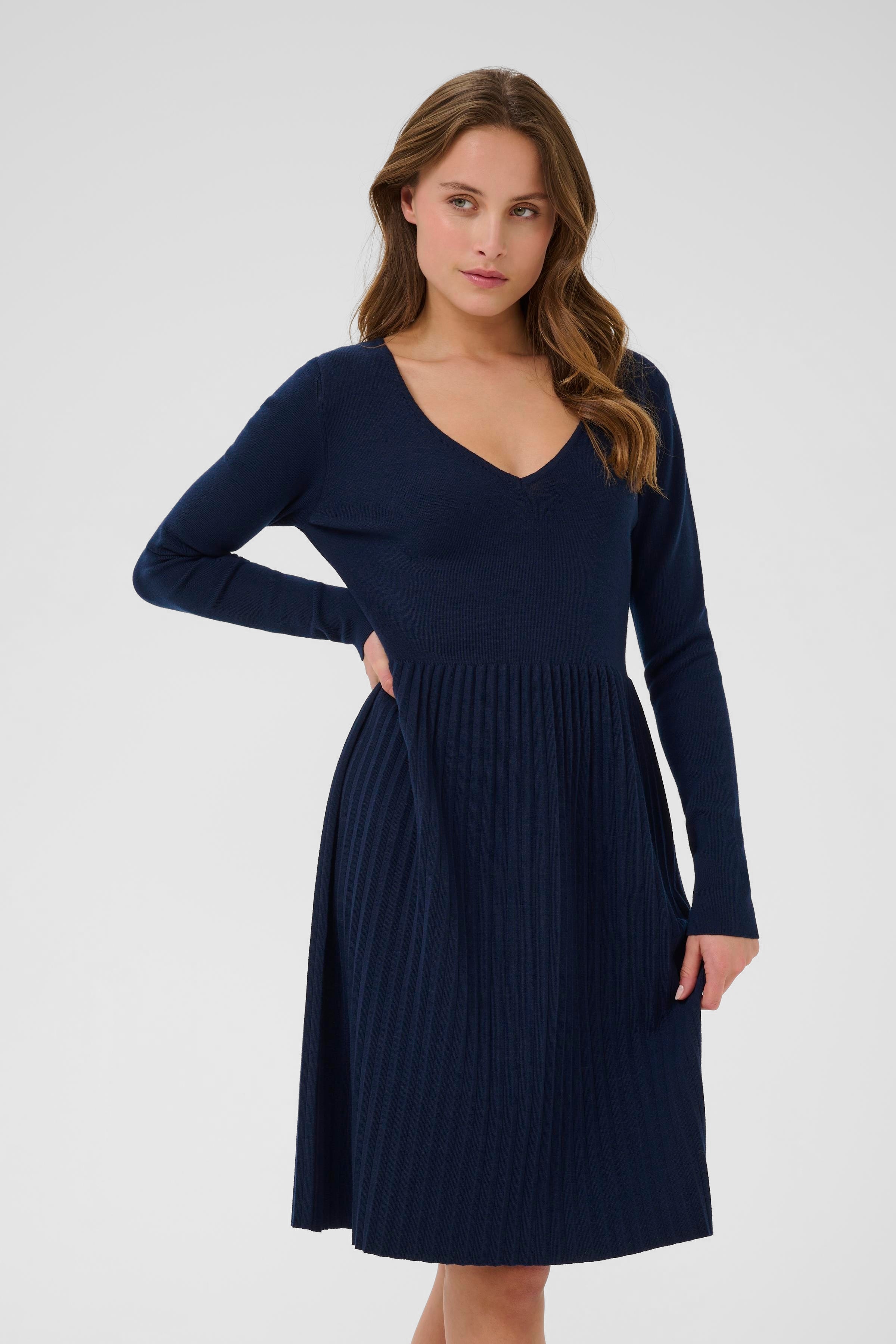 CUjaniz Gebreide jurk LOOKBOOK FRONT 50112870-194011