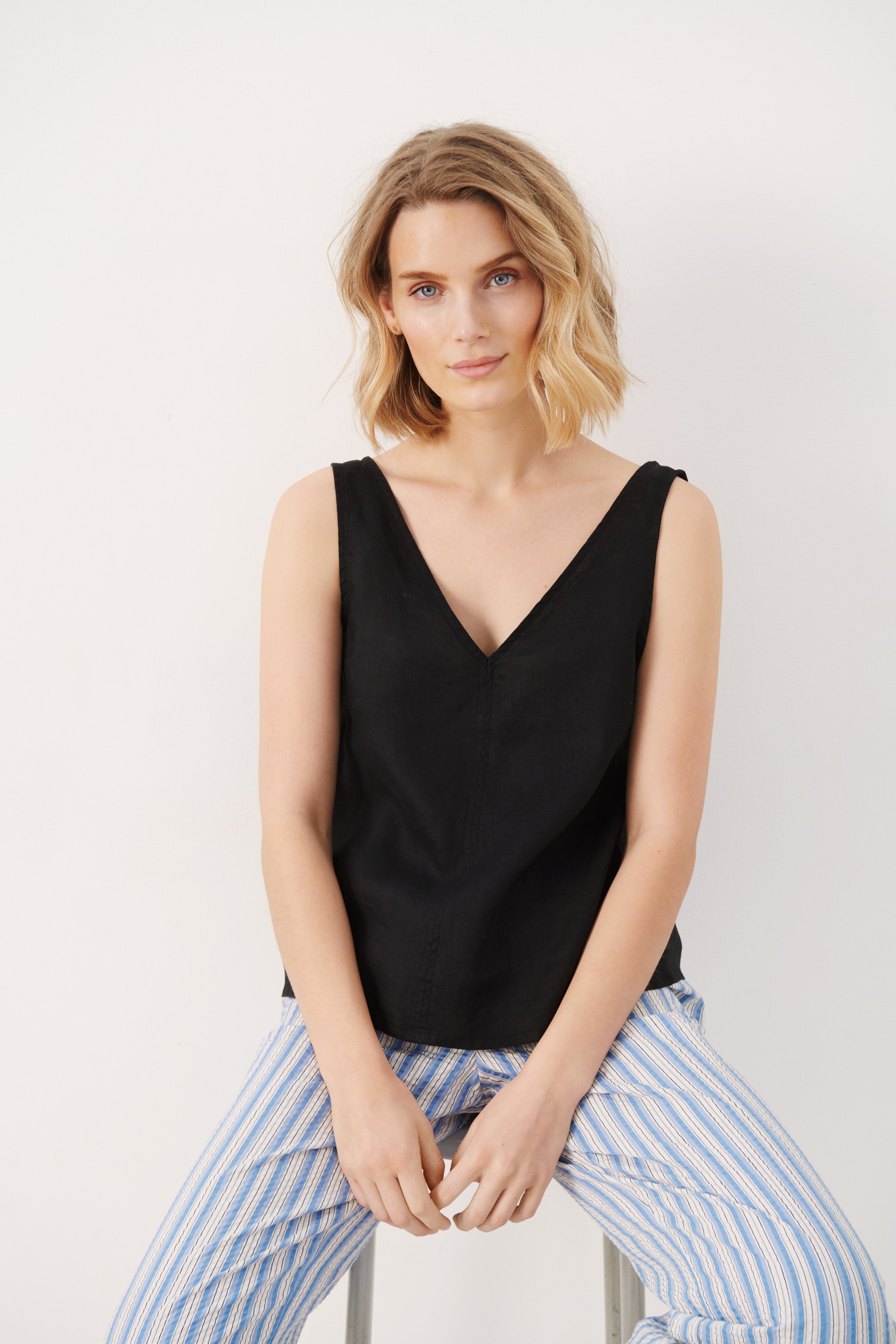 PianoraPW Ärmlös blus LOOKBOOK FRONT 30306821-194008