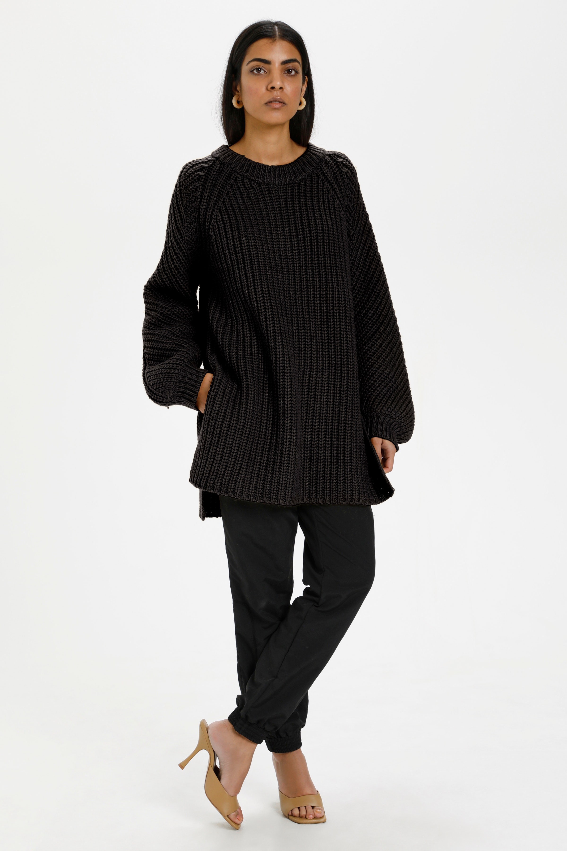 InezKB Knitted pullover LOOKBOOK FRONT 10103549-194008