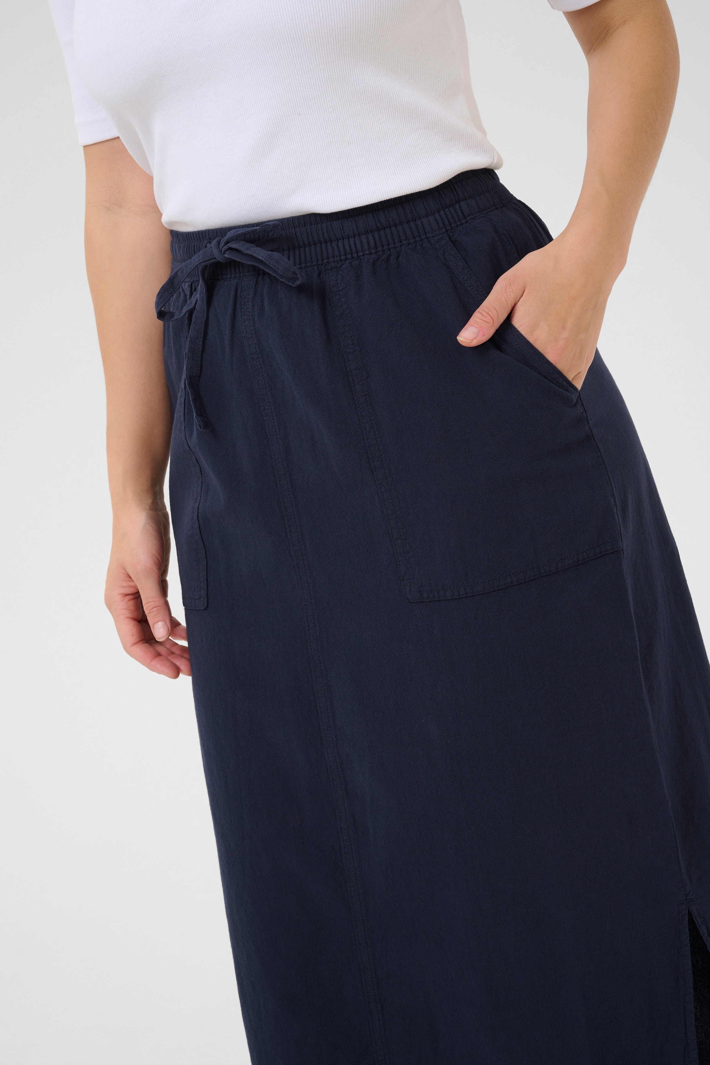 KAnaya Skirt LOOKBOOK DETAIL 10509504-194020