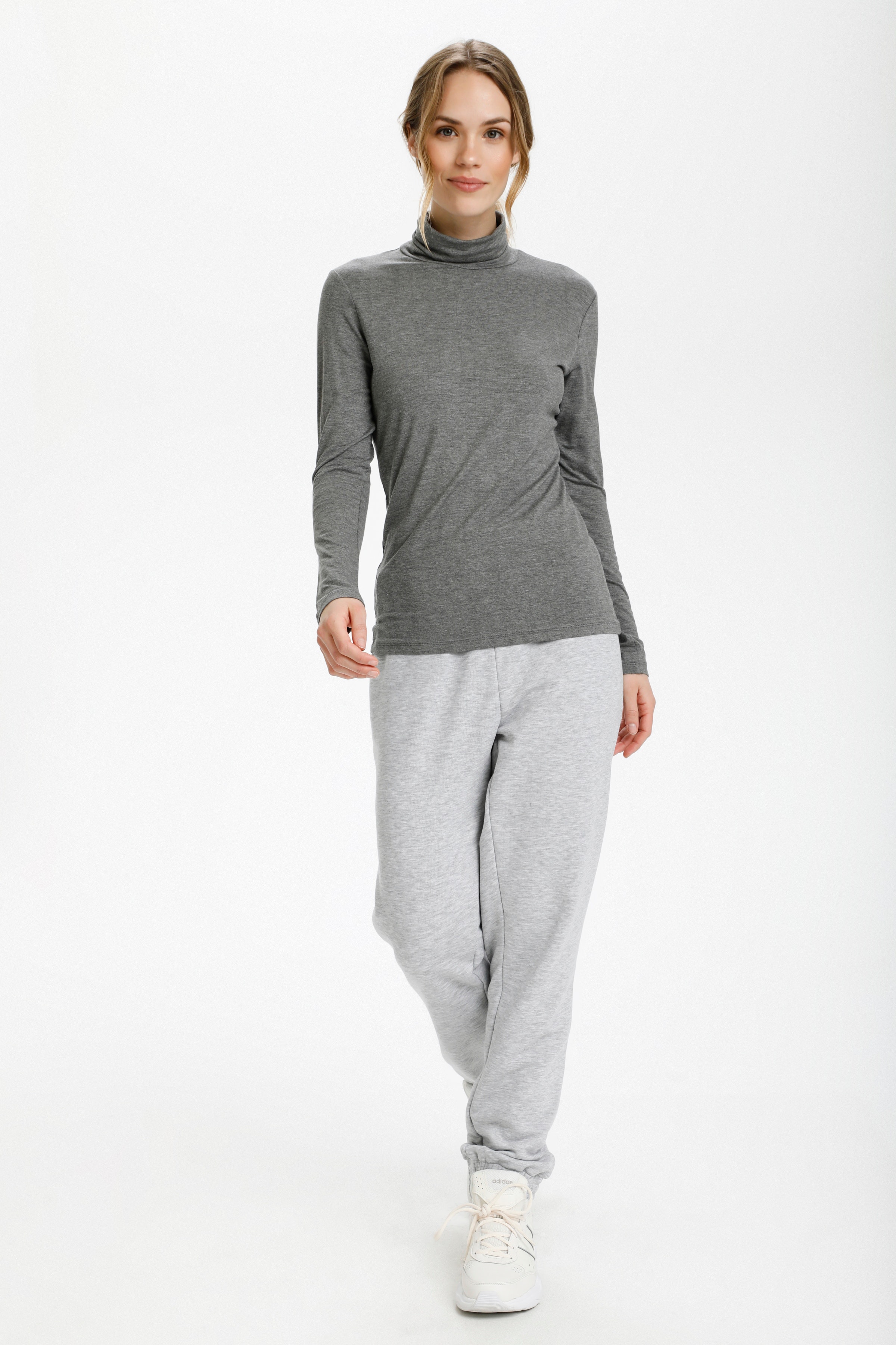Yoko Pullover LOOKBOOK FRONT 10502810-100125