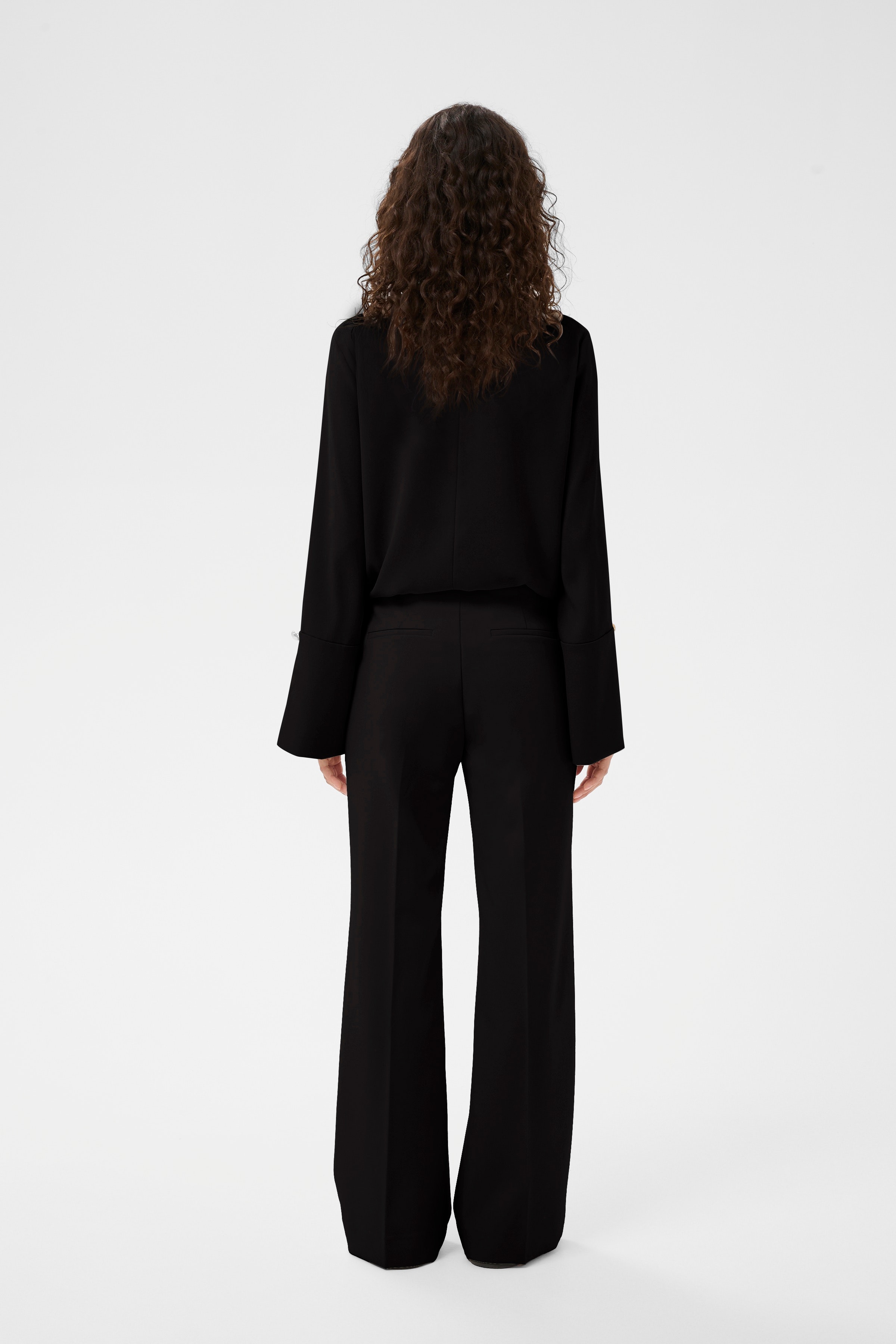 GaroIW Oversize Pullover LOOKBOOK BACK 30110919-170340