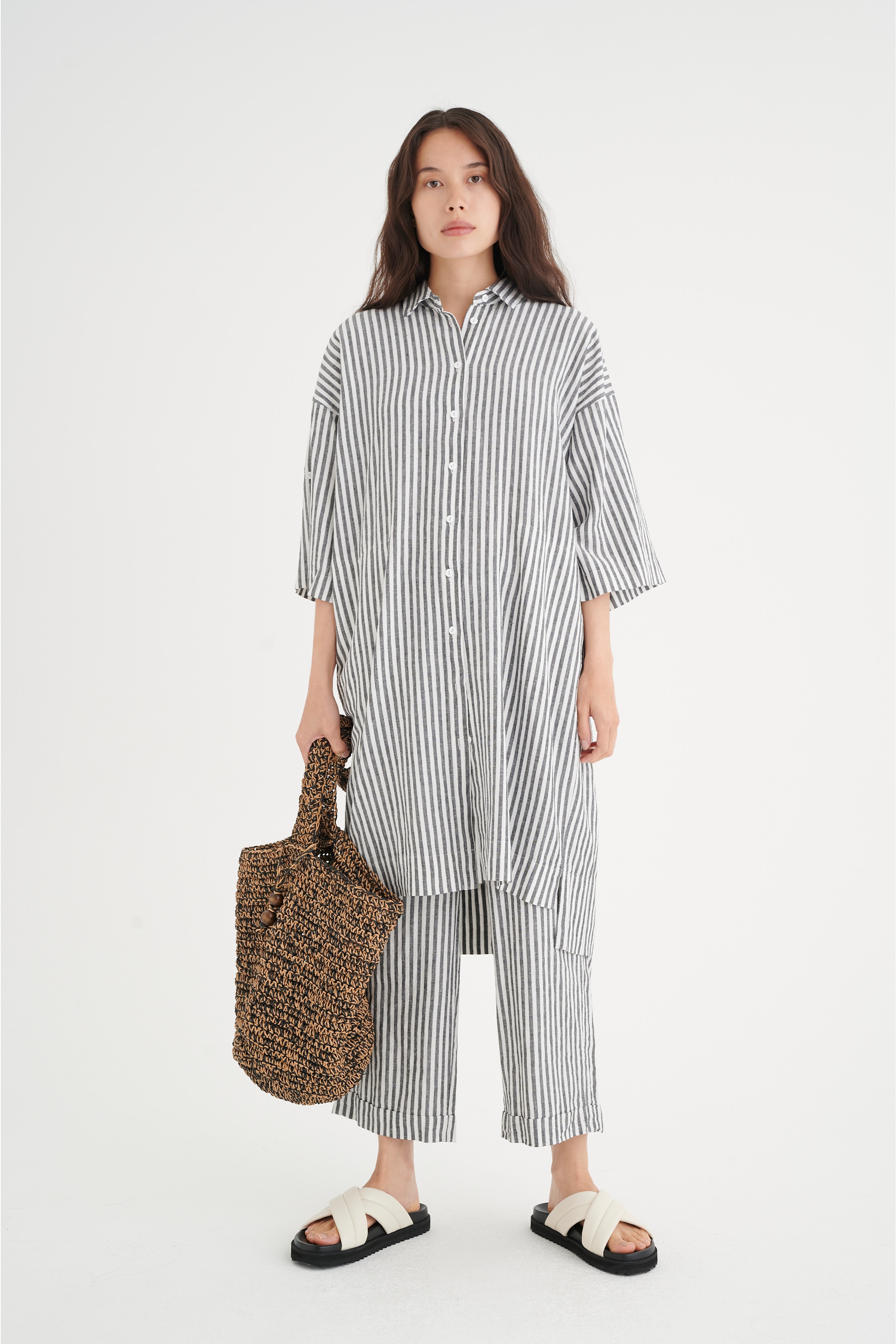 DrizaIW Kjole LOOKBOOK FRONT 30106326-300027