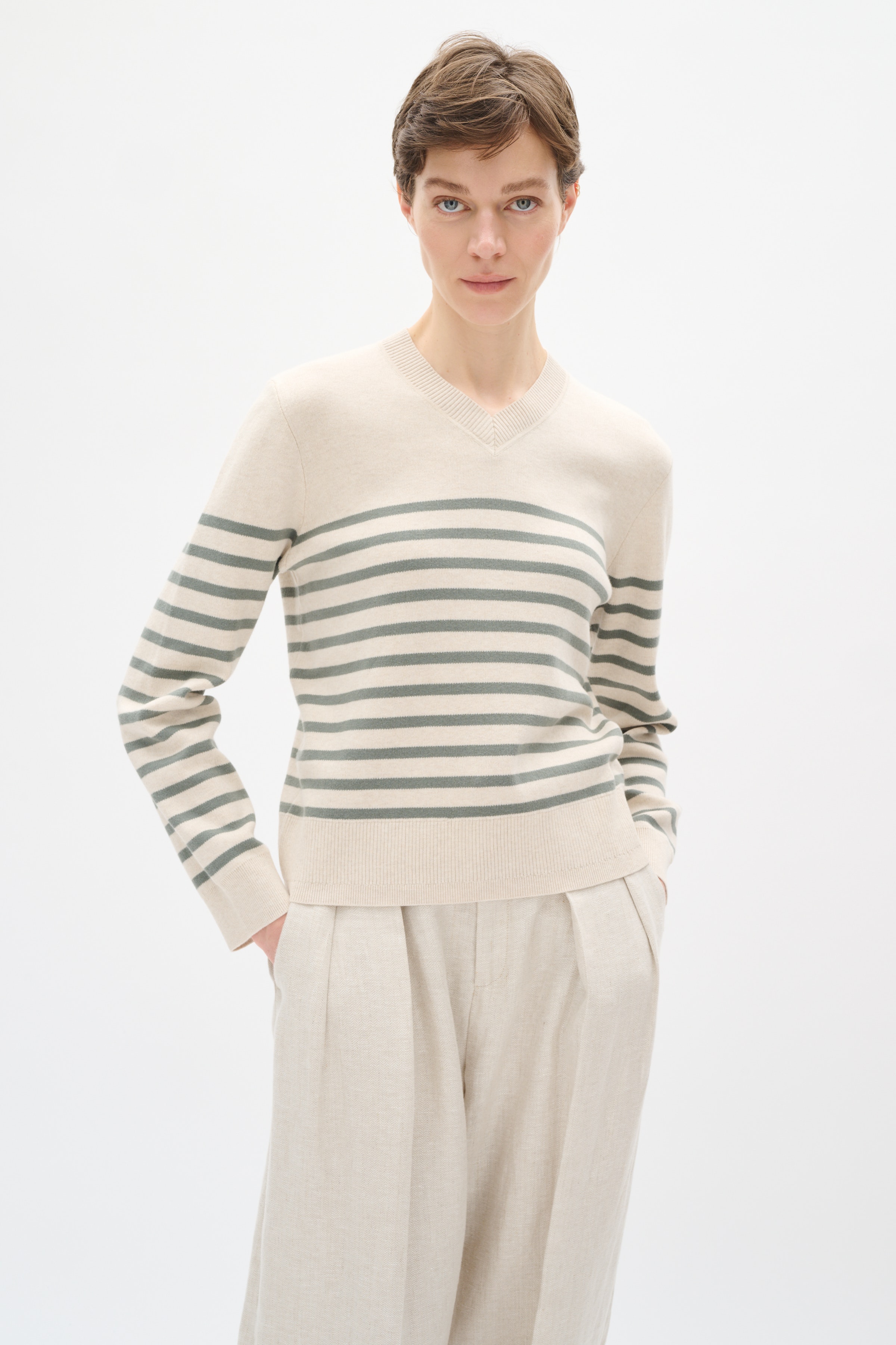 WallisIW Pullover LOOKBOOK FRONT 30110297-303570