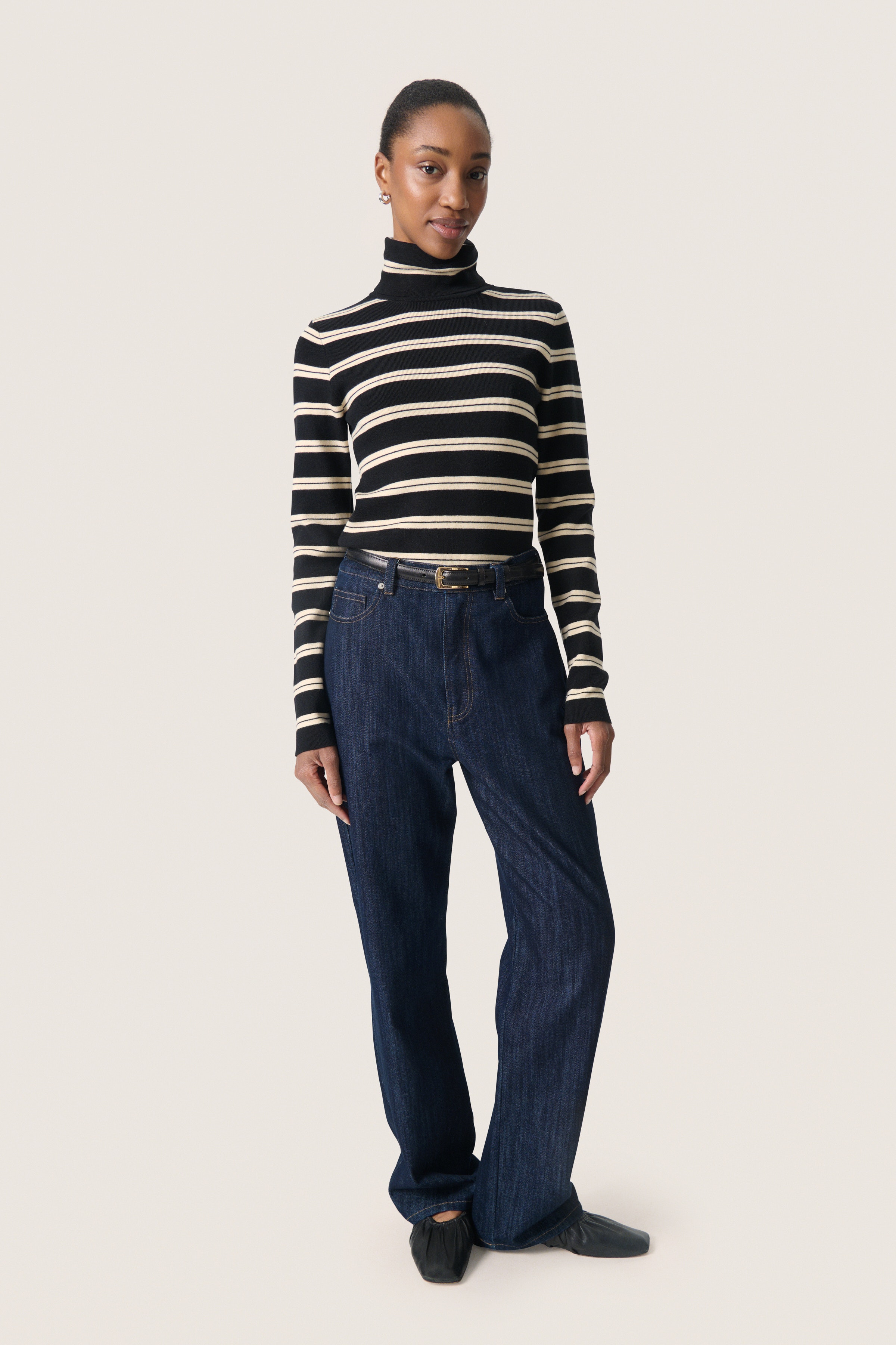 SLSpina Pullover LOOKBOOK FRONT 30407690-304129