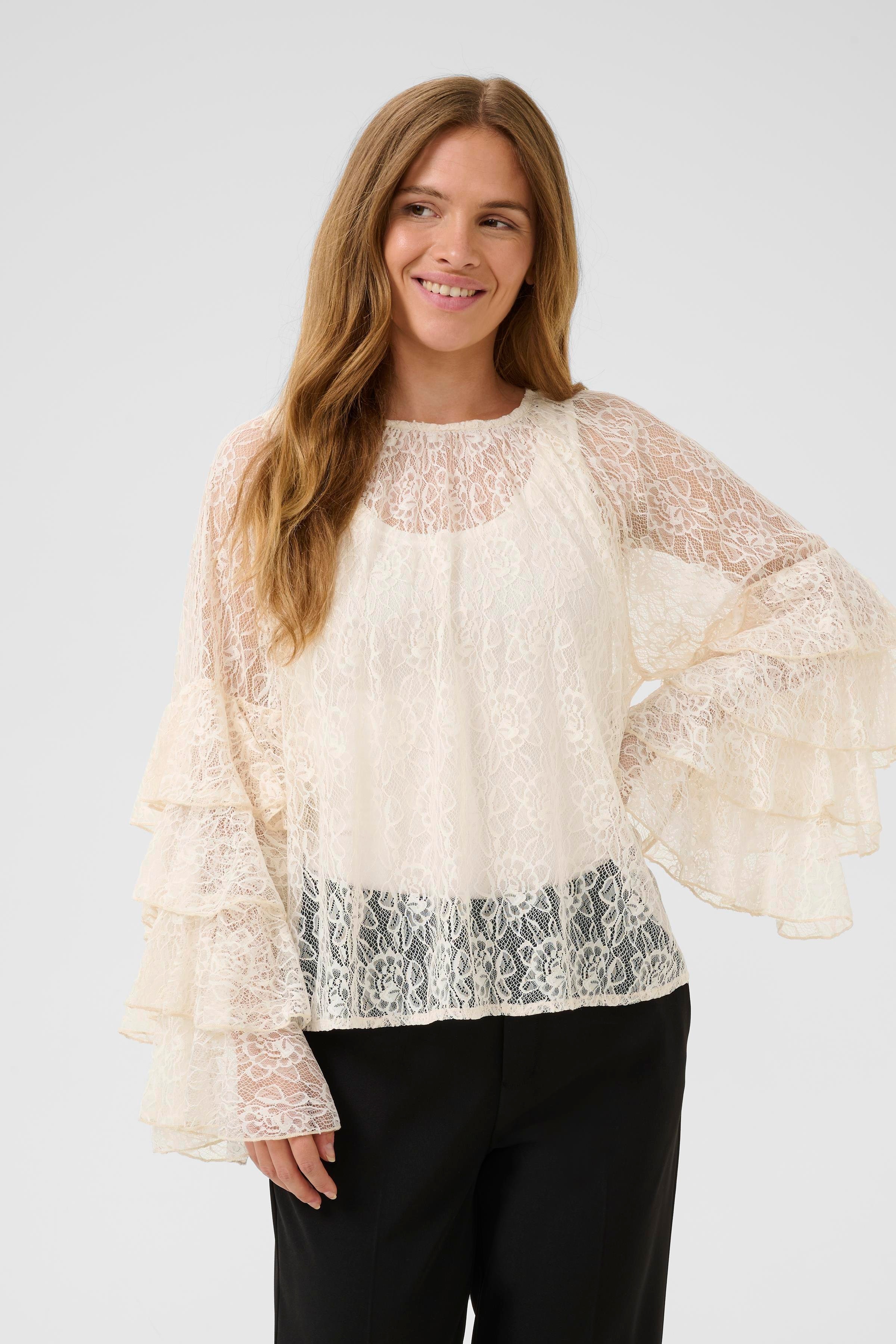 CUclemency Bluse med flæseærmer LOOKBOOK FRONT 50112497-120304