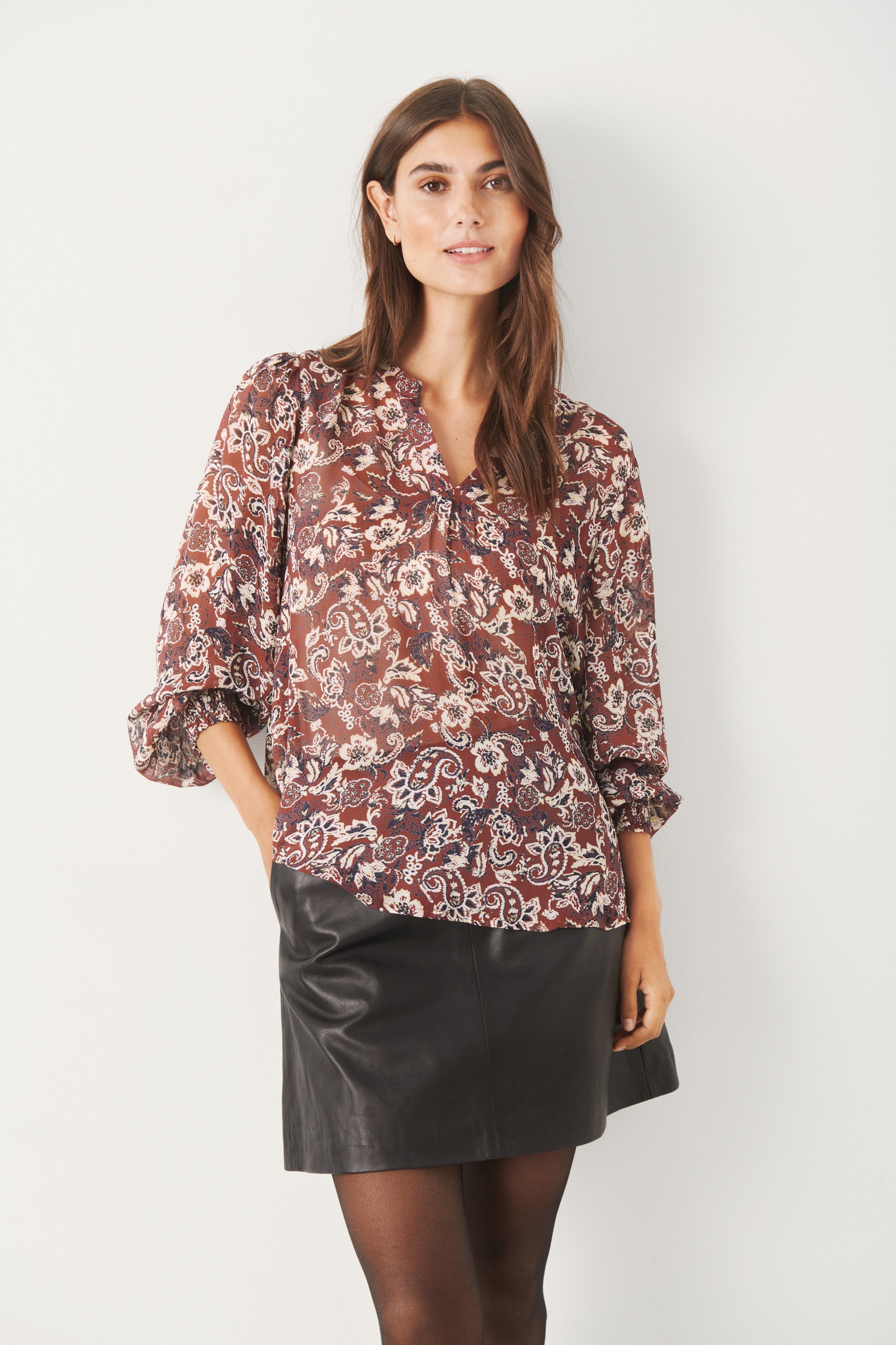 LonniePW Blouse LOOKBOOK FRONT 30306448-301044