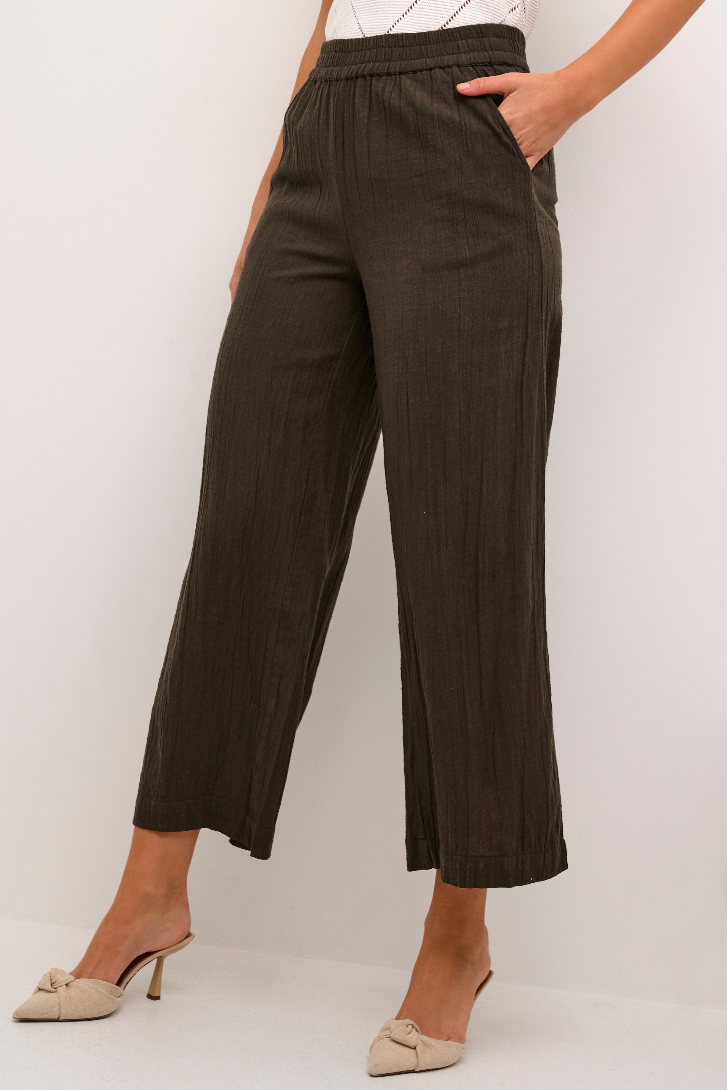 KApauline Trousers LOOKBOOK DETAIL 10508532-190414