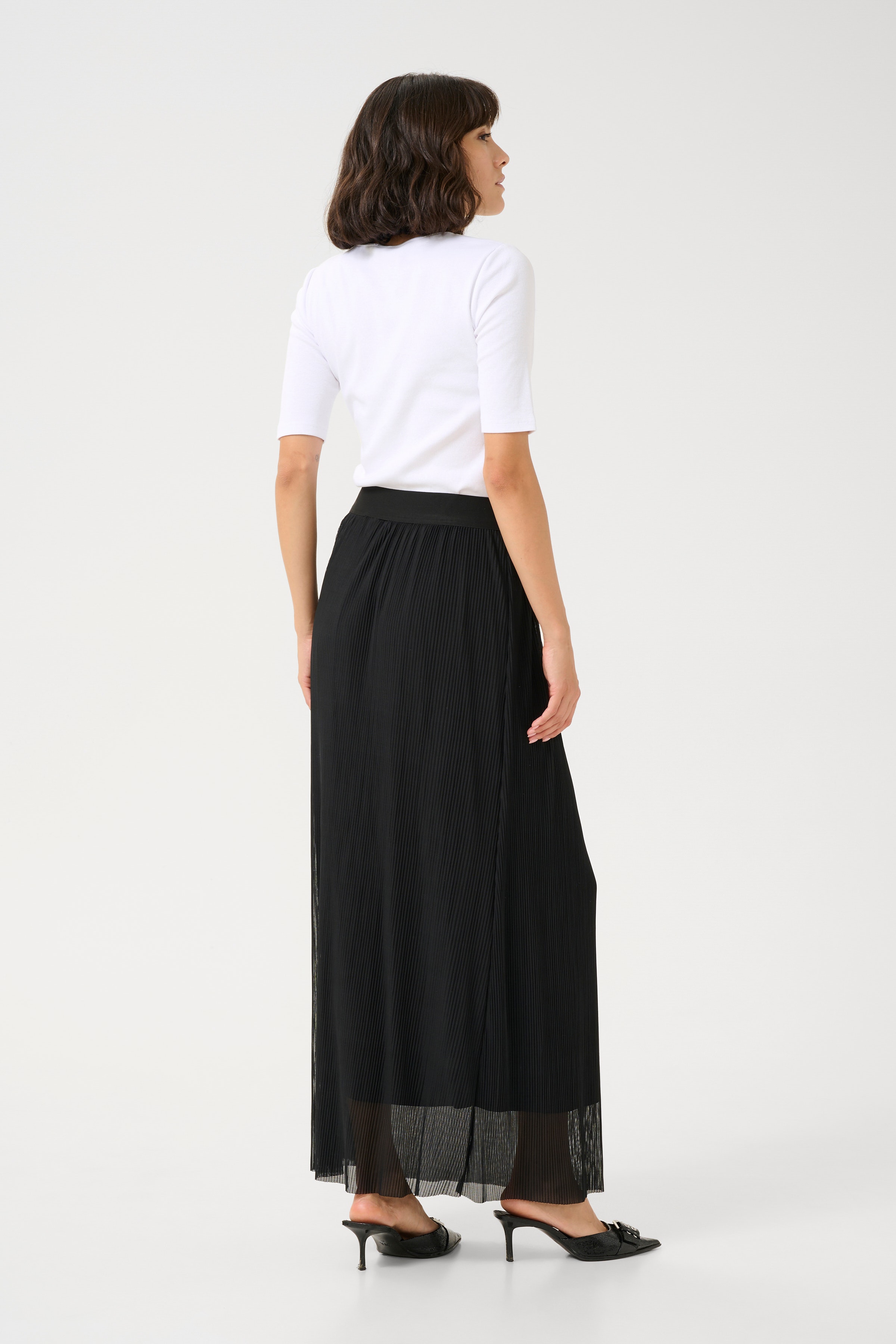 KAliva Skirt LOOKBOOK BACK 10510190-106822