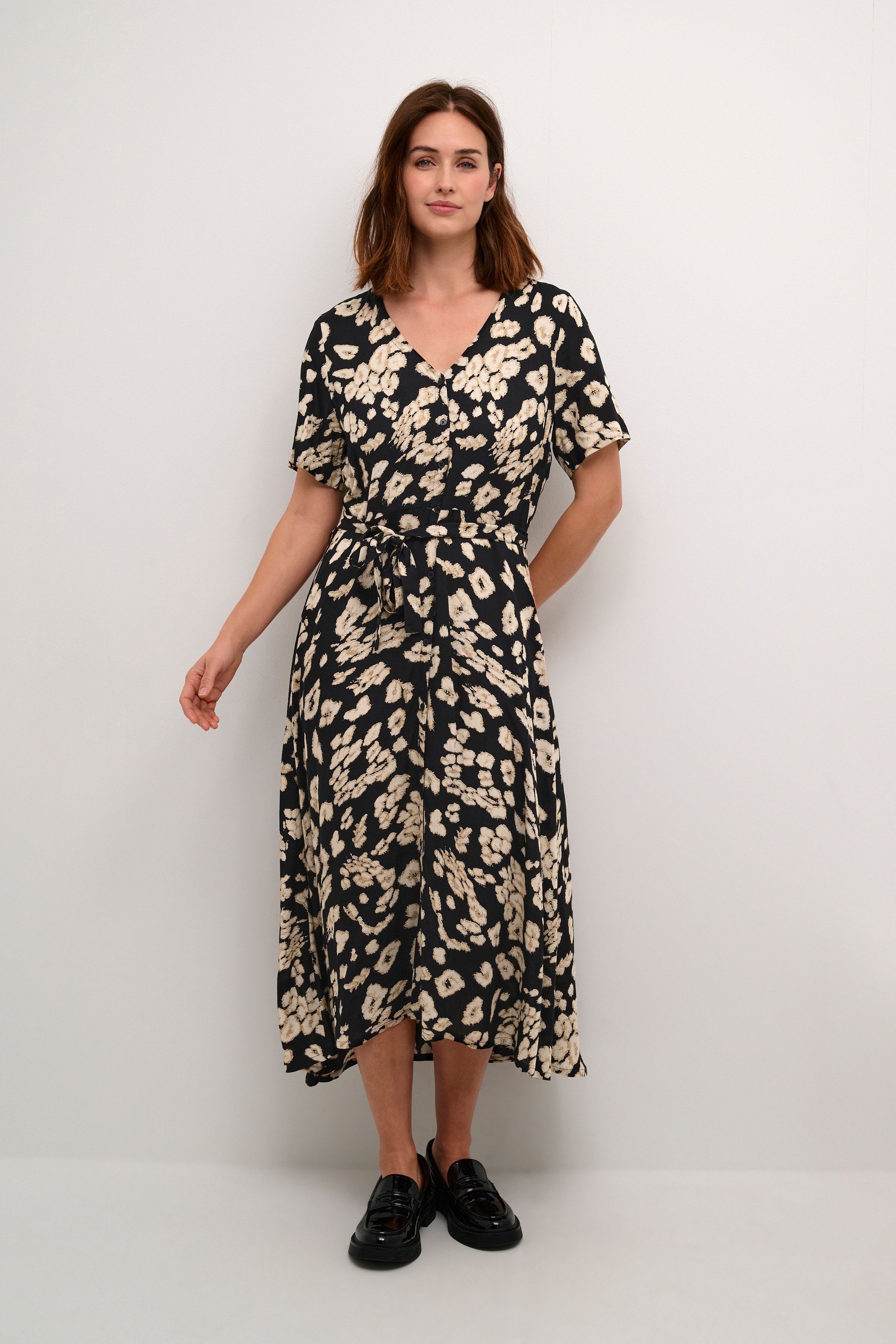 KAbeathe Robe LOOKBOOK FRONT 10508894-106181