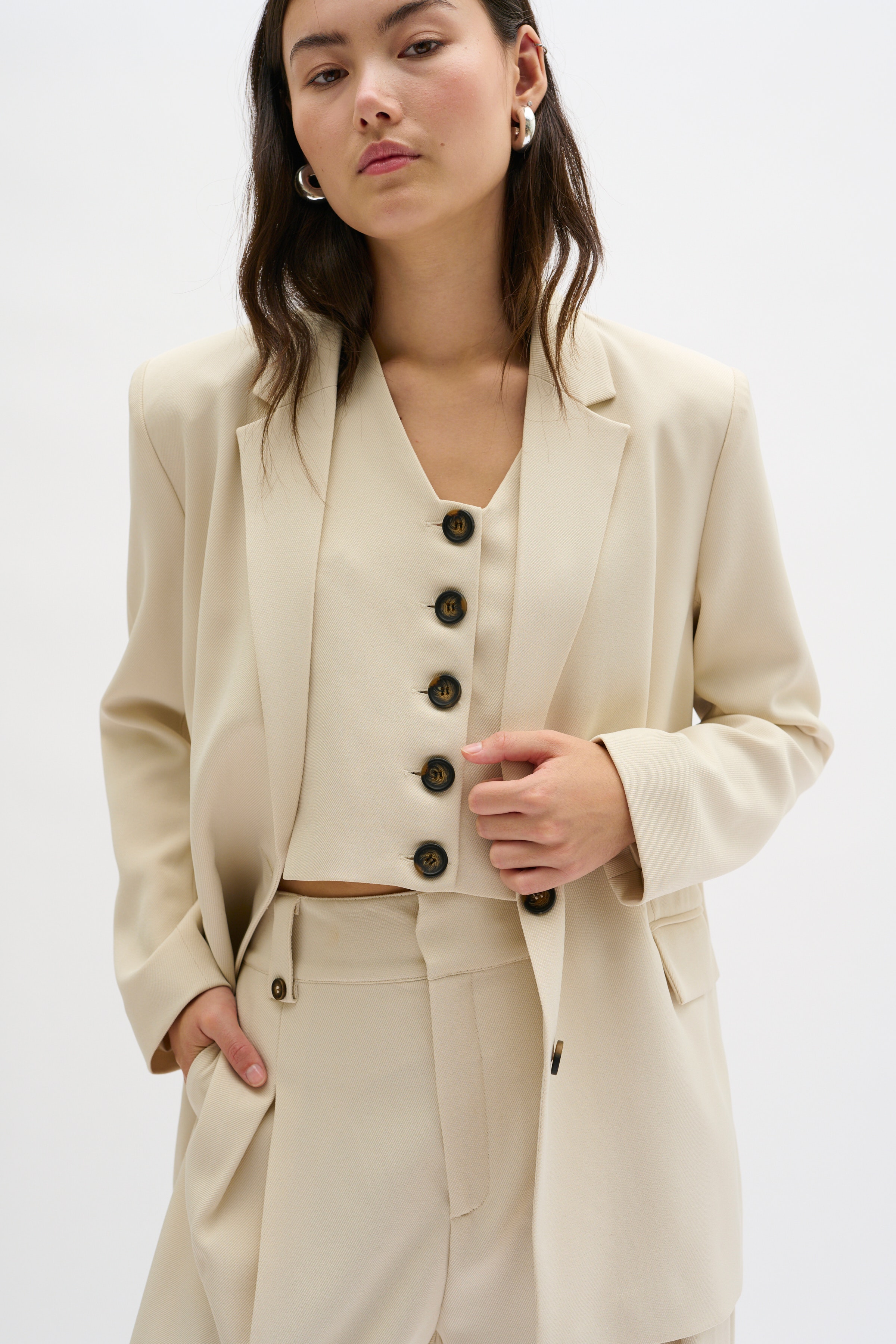 DisaMW Blazer LOOKBOOK FRONT 10704494-130401