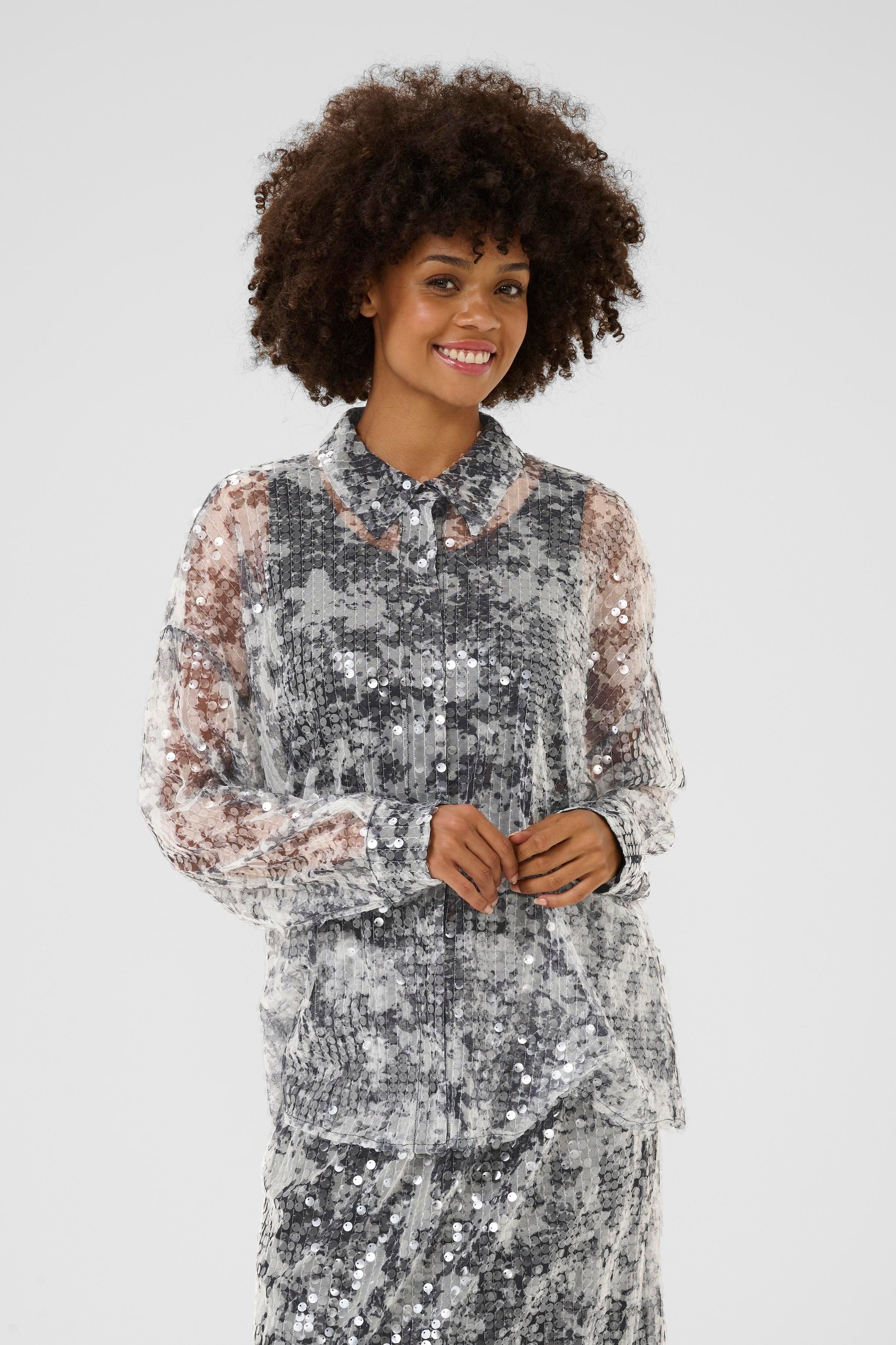 CUwilma Pailletten blouse LOOKBOOK FRONT 50112209-108400