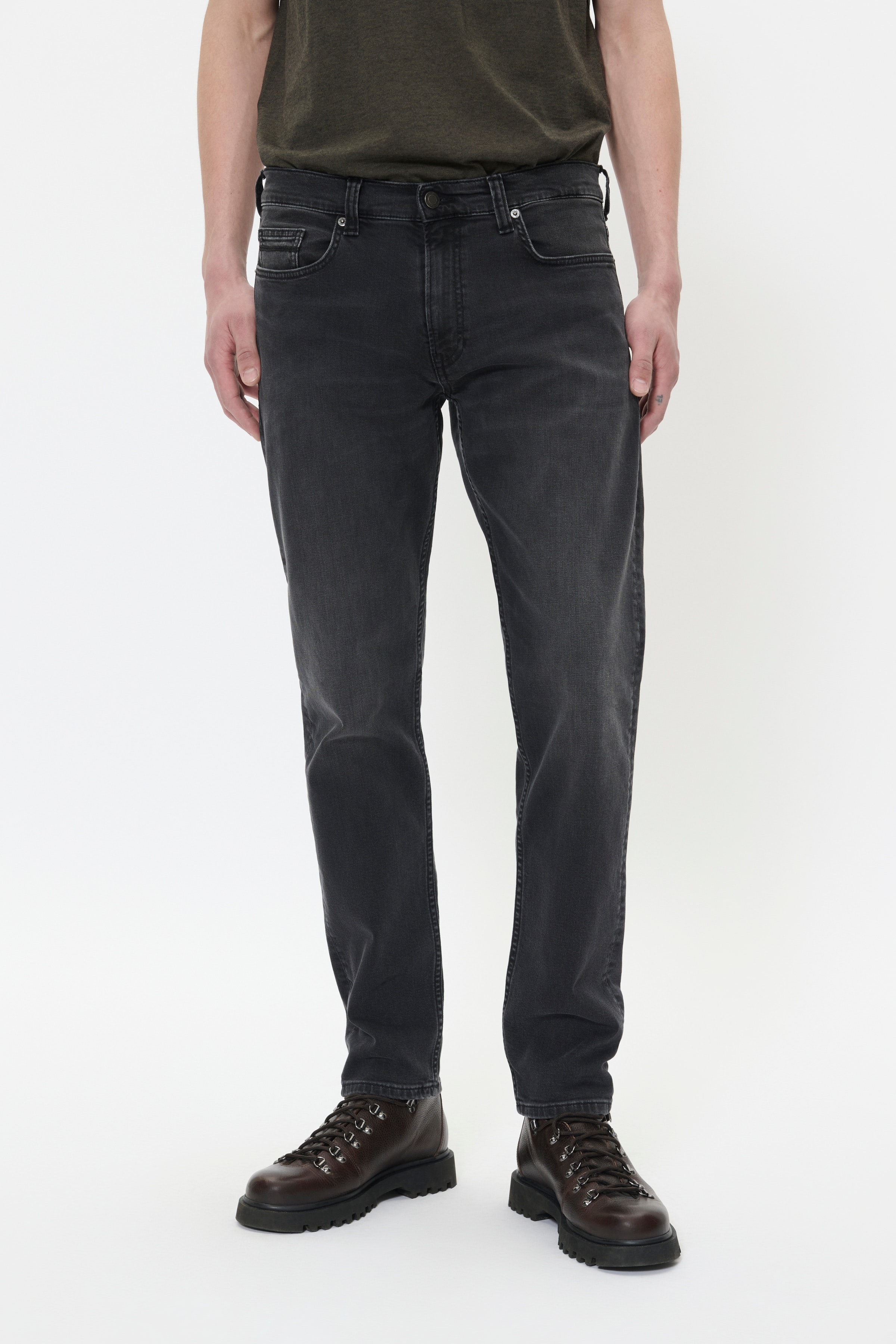 MAJake Bukser LOOKBOOK FRONT 30208036-303779