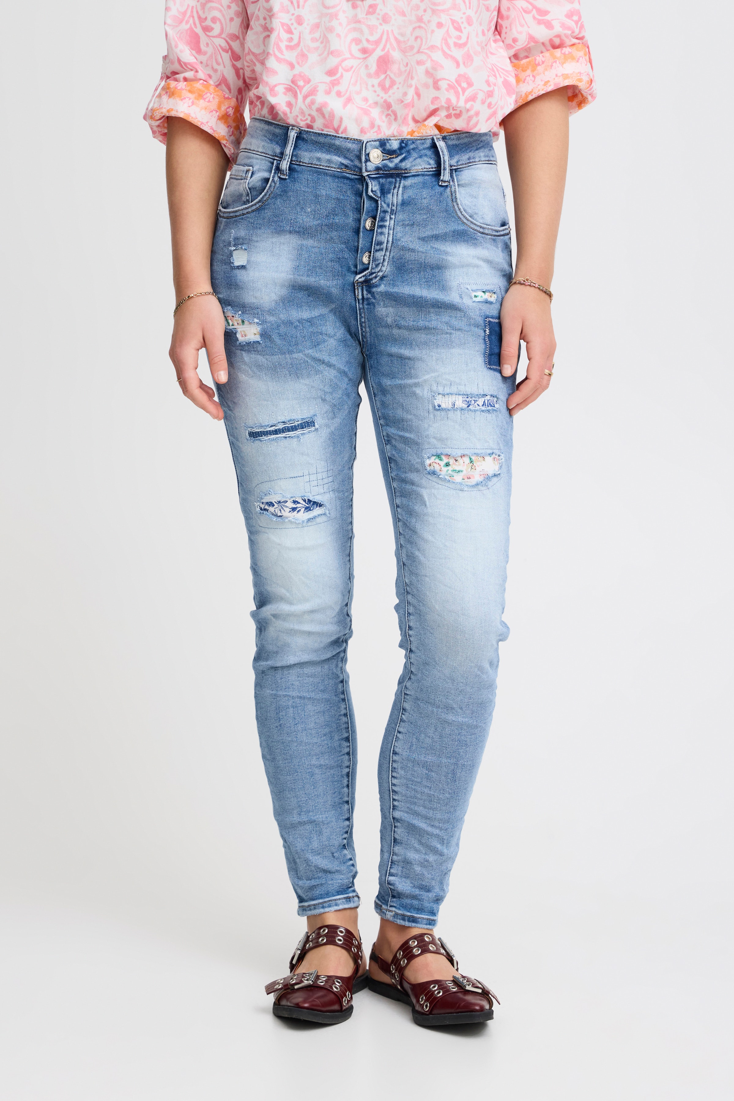 SBKEA Bukser LOOKBOOK FRONT 22100537-203403