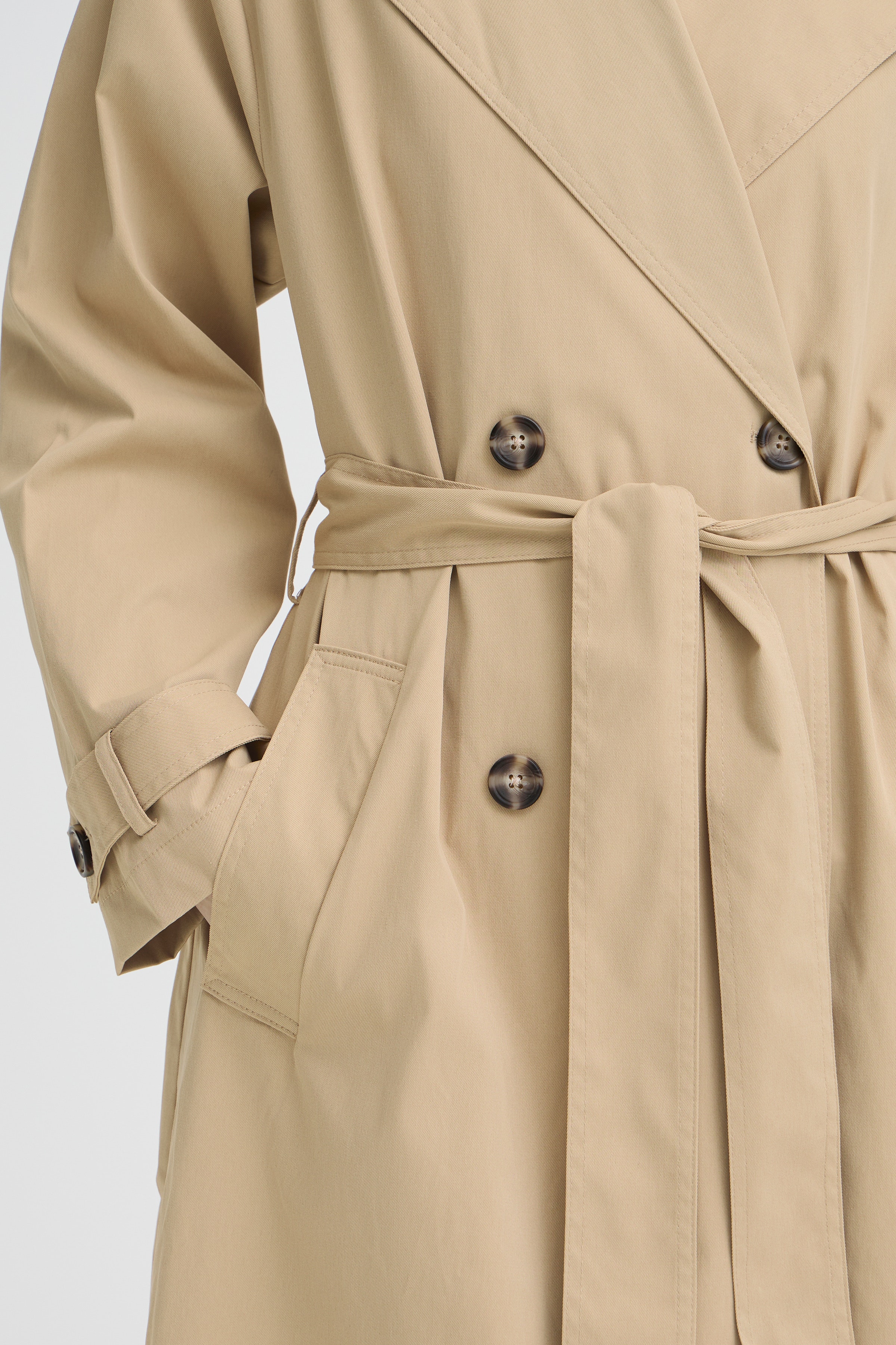 IHGILANA Ytterplagg LOOKBOOK DETAIL 20124882-161315