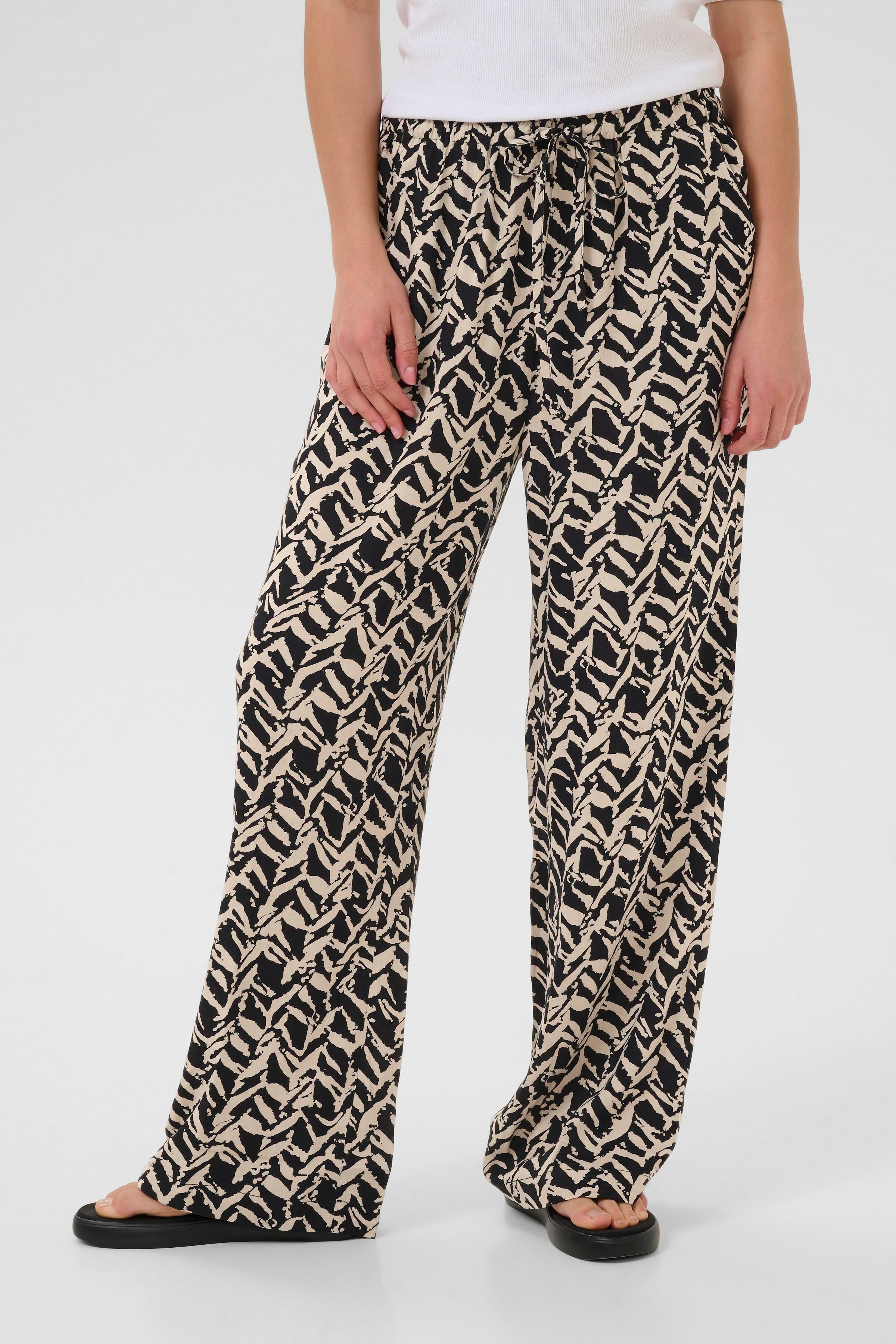 KAdina Bukser LOOKBOOK FRONT 10511290-109001