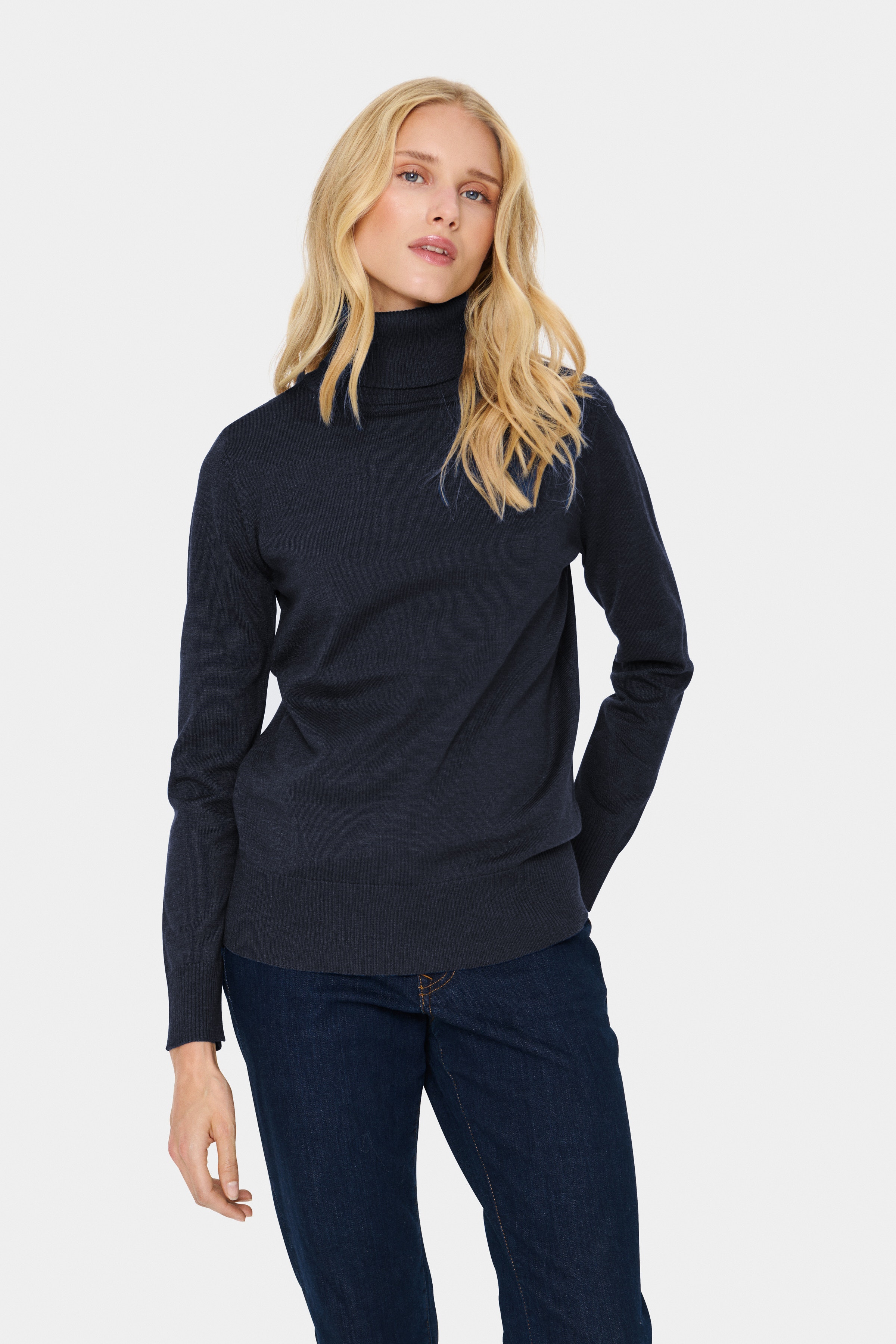 MilaSZ Rollneck Pullover LOOKBOOK FRONT 30500018-193924