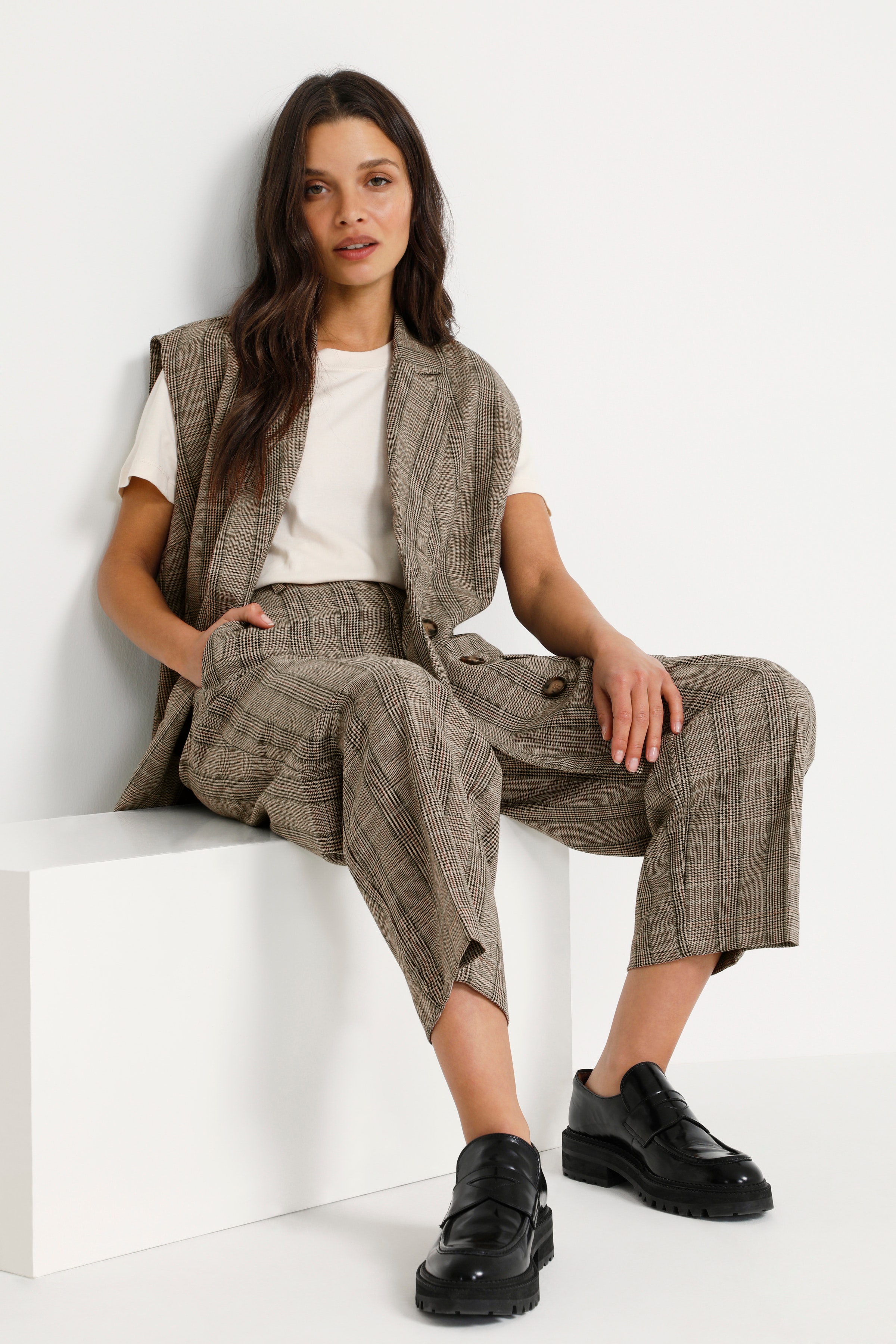 KAdiana Pantalon LOOKBOOK DETAIL 10506675-103034