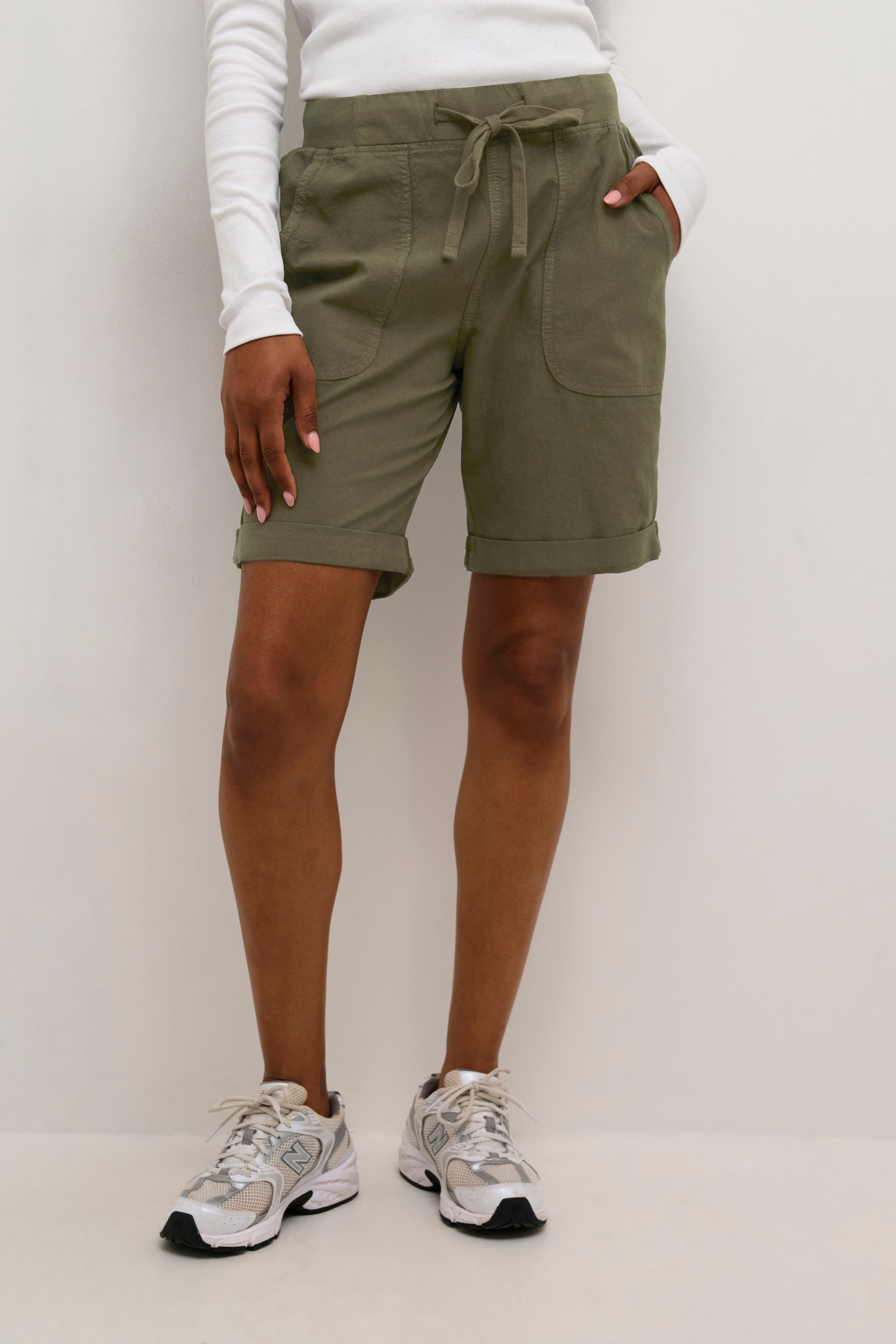 KAnaya Shorts LOOKBOOK FRONT 10504239-50947