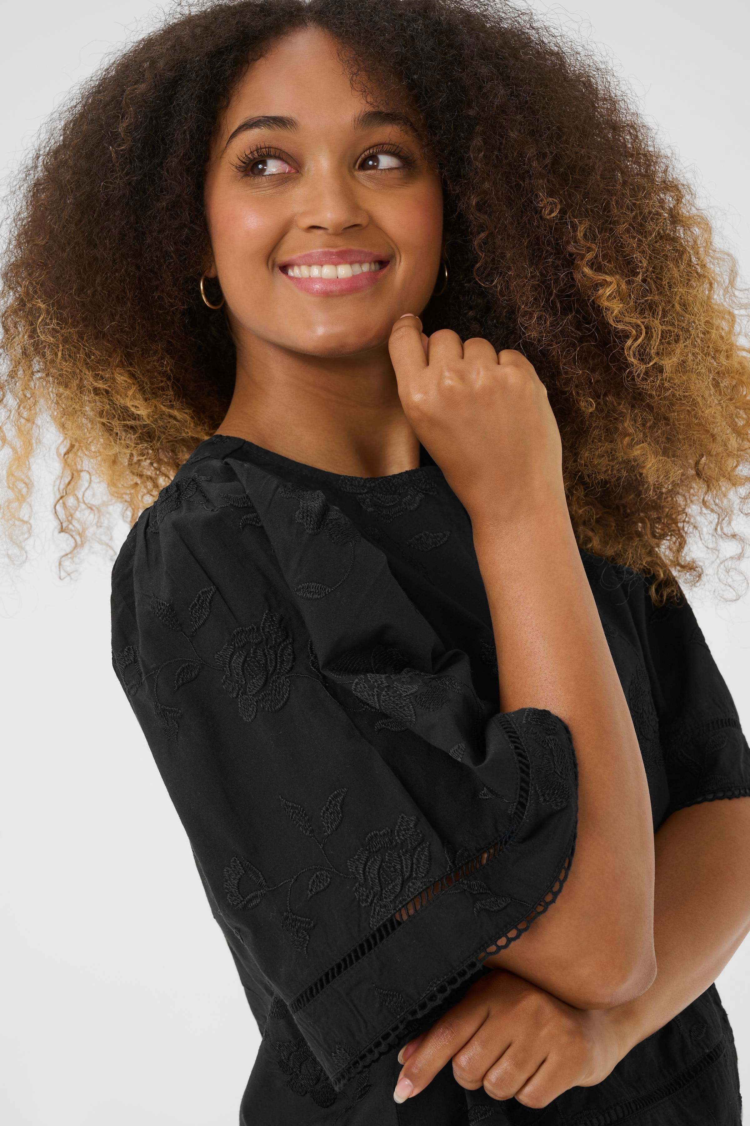 CRAnais Blouse LOOKBOOK DETAIL 10614195-100120