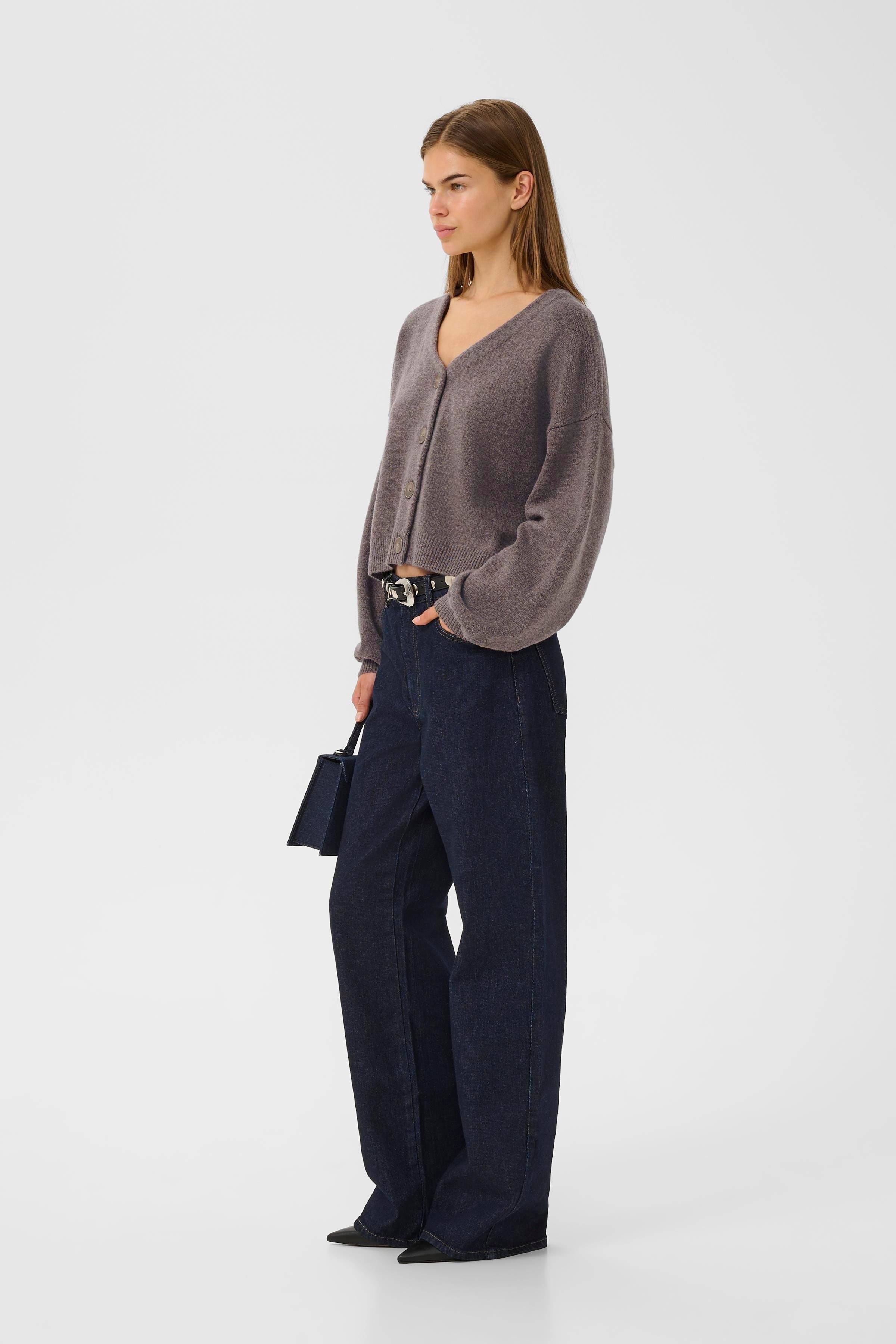 ManziGZ Cardigan LOOKBOOK FRONT 10909329-107957