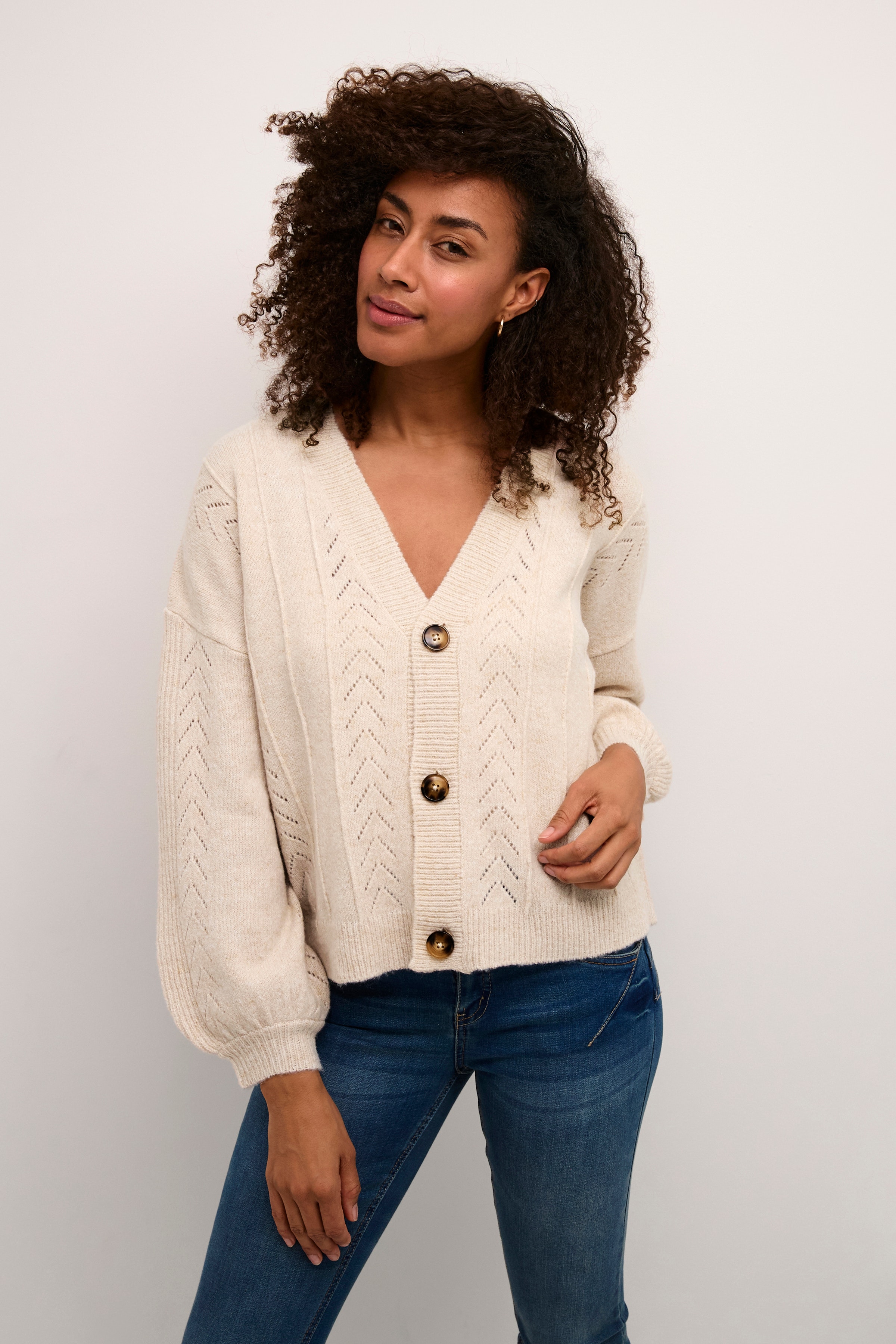 CRHoliday Cardigan LOOKBOOK FRONT 10612385-100232