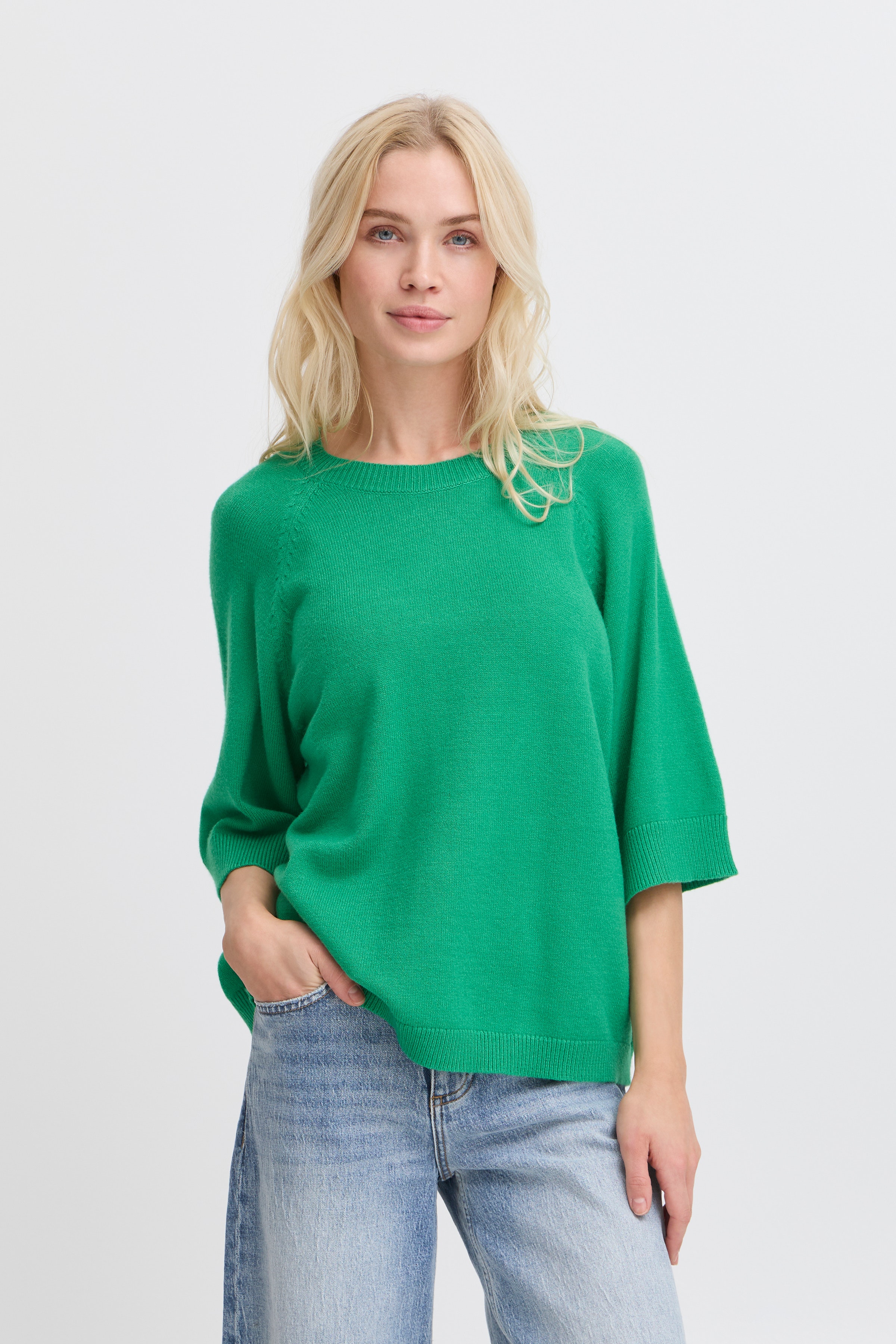 BYNONINA Pullover LOOKBOOK FRONT 20813016-176030