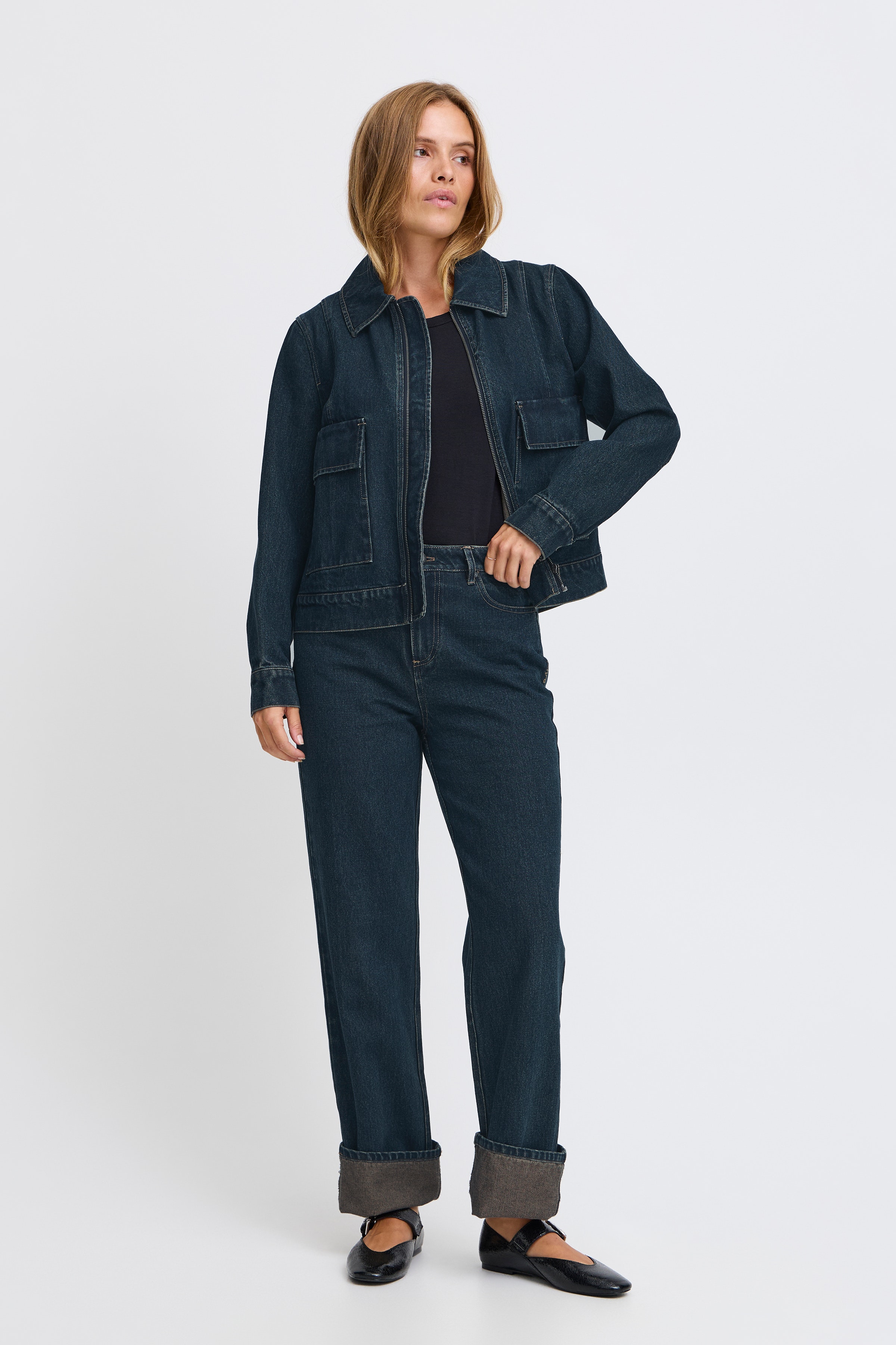 PZRINA UHW Jeans Wide Leg Turn up Leg LOOKBOOK FRONT 50208585-202124