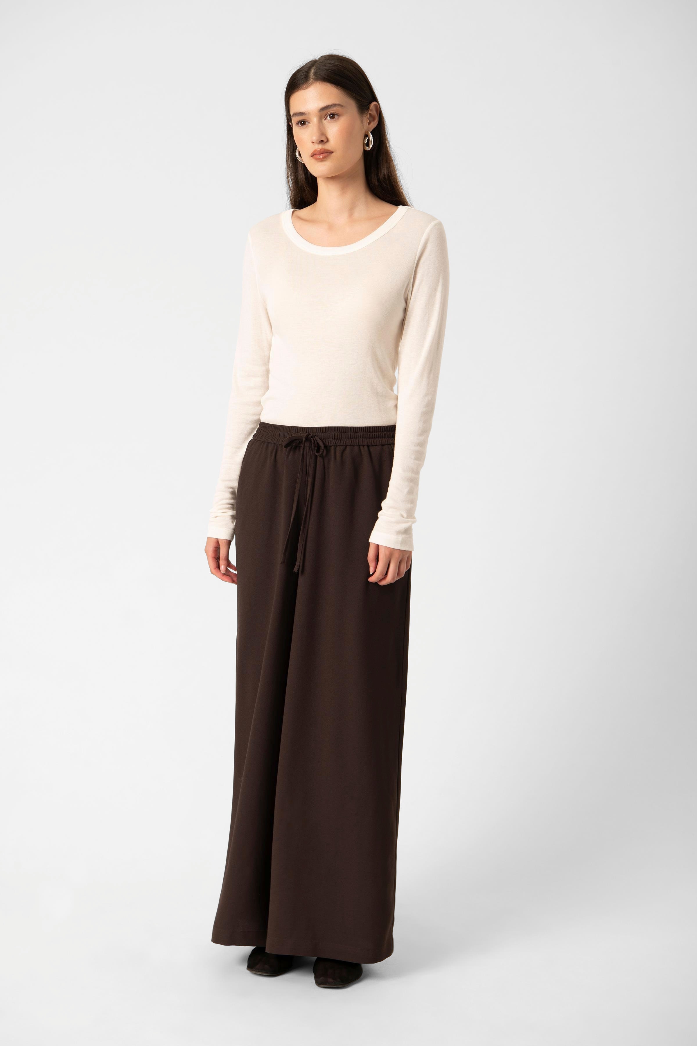 SLShirley Hose LOOKBOOK FRONT 30408448-191109