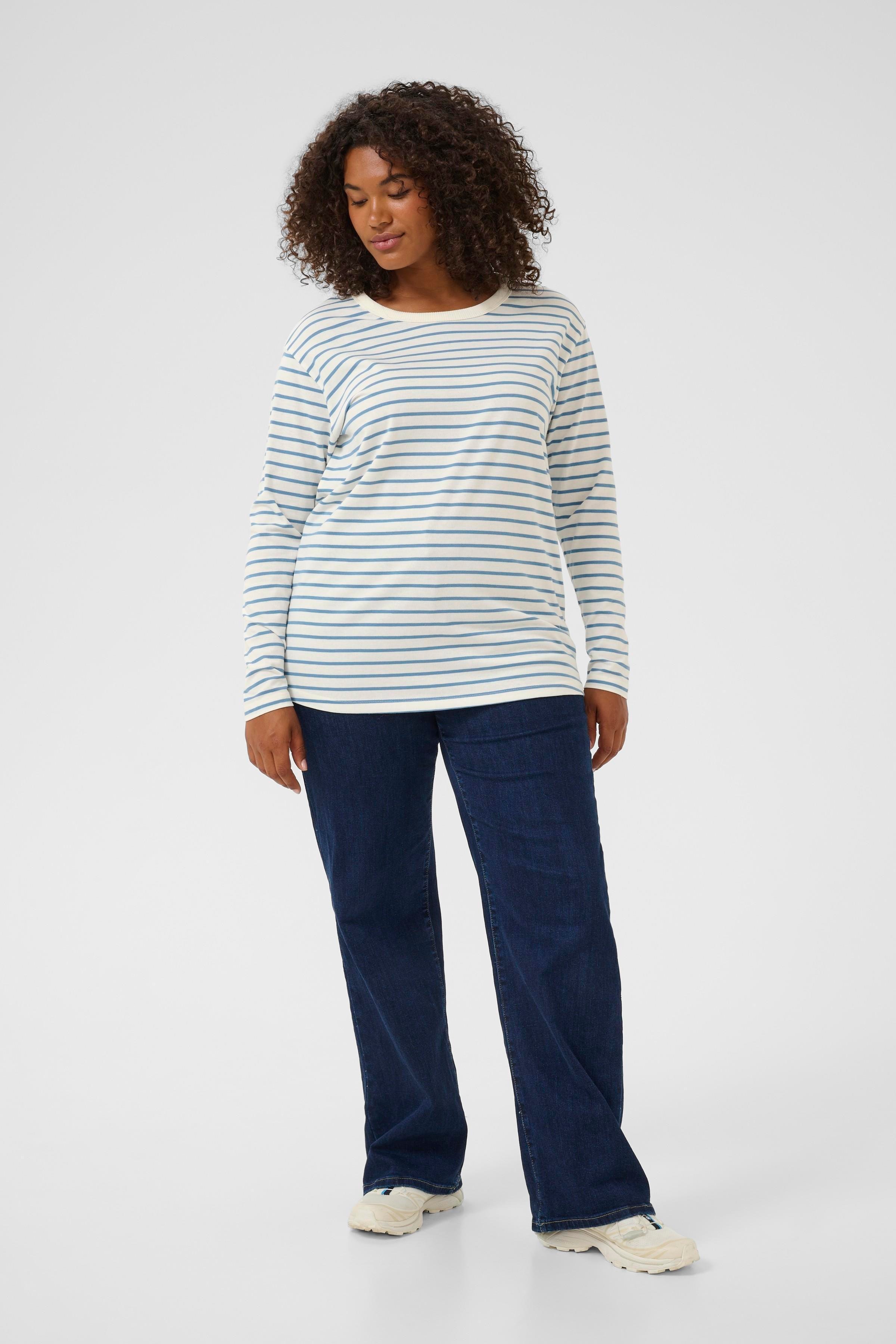KCwinni T-shirt LOOKBOOK FRONT 10581775-108465