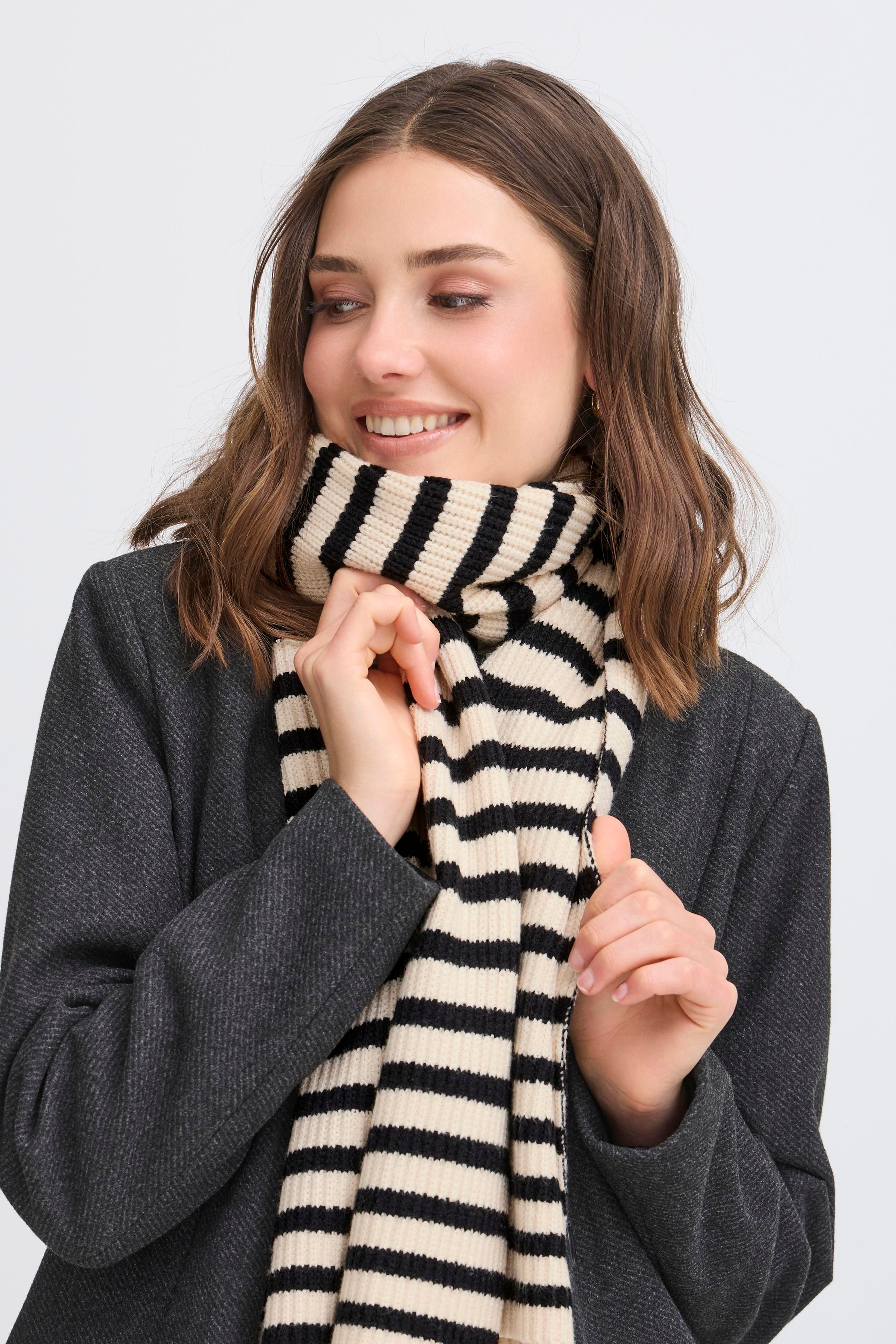 FRSTRIPY Tørklæde LOOKBOOK DETAIL 20616064-204421
