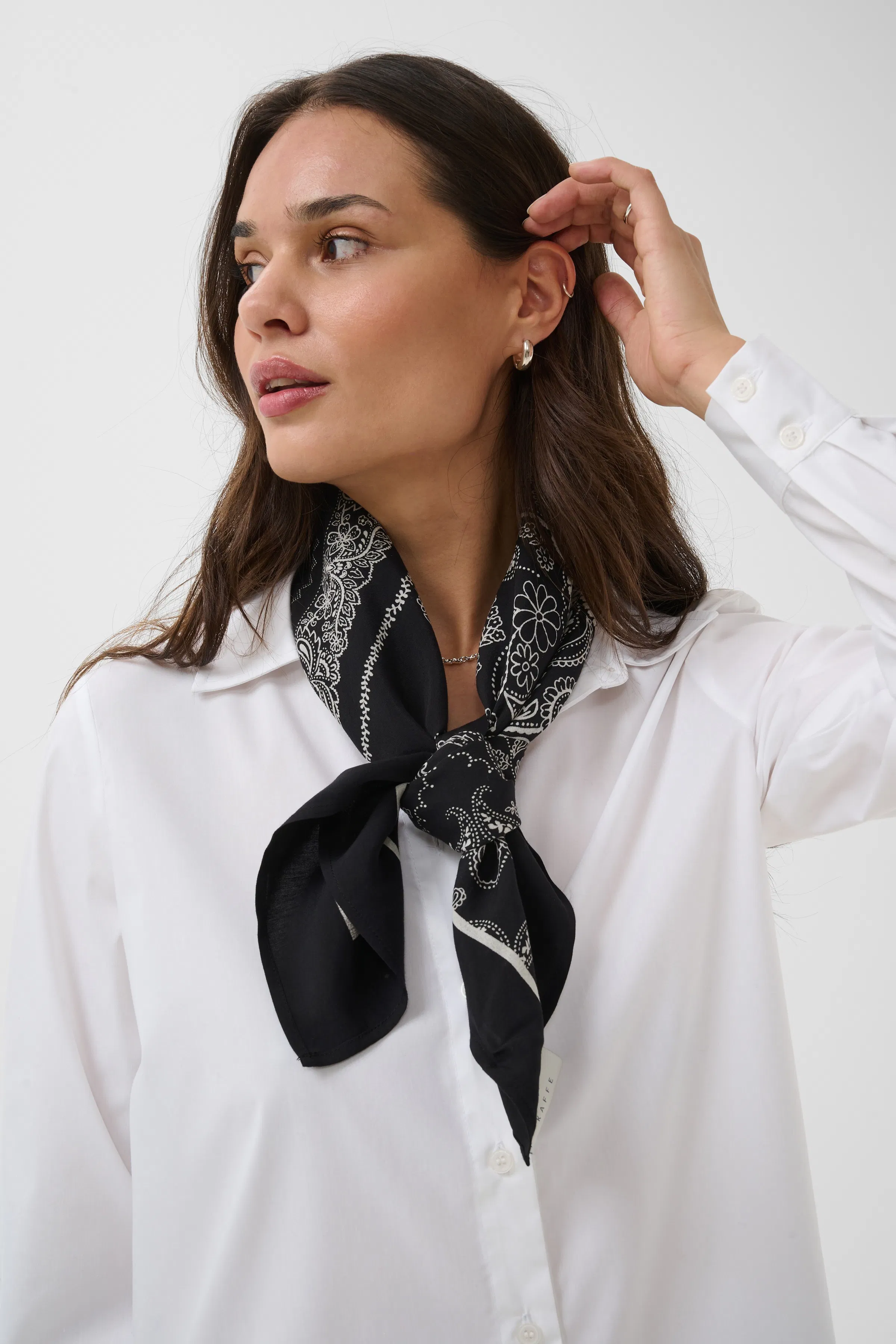 KAgardenia Scarf PACK FRONT 10512184-109784