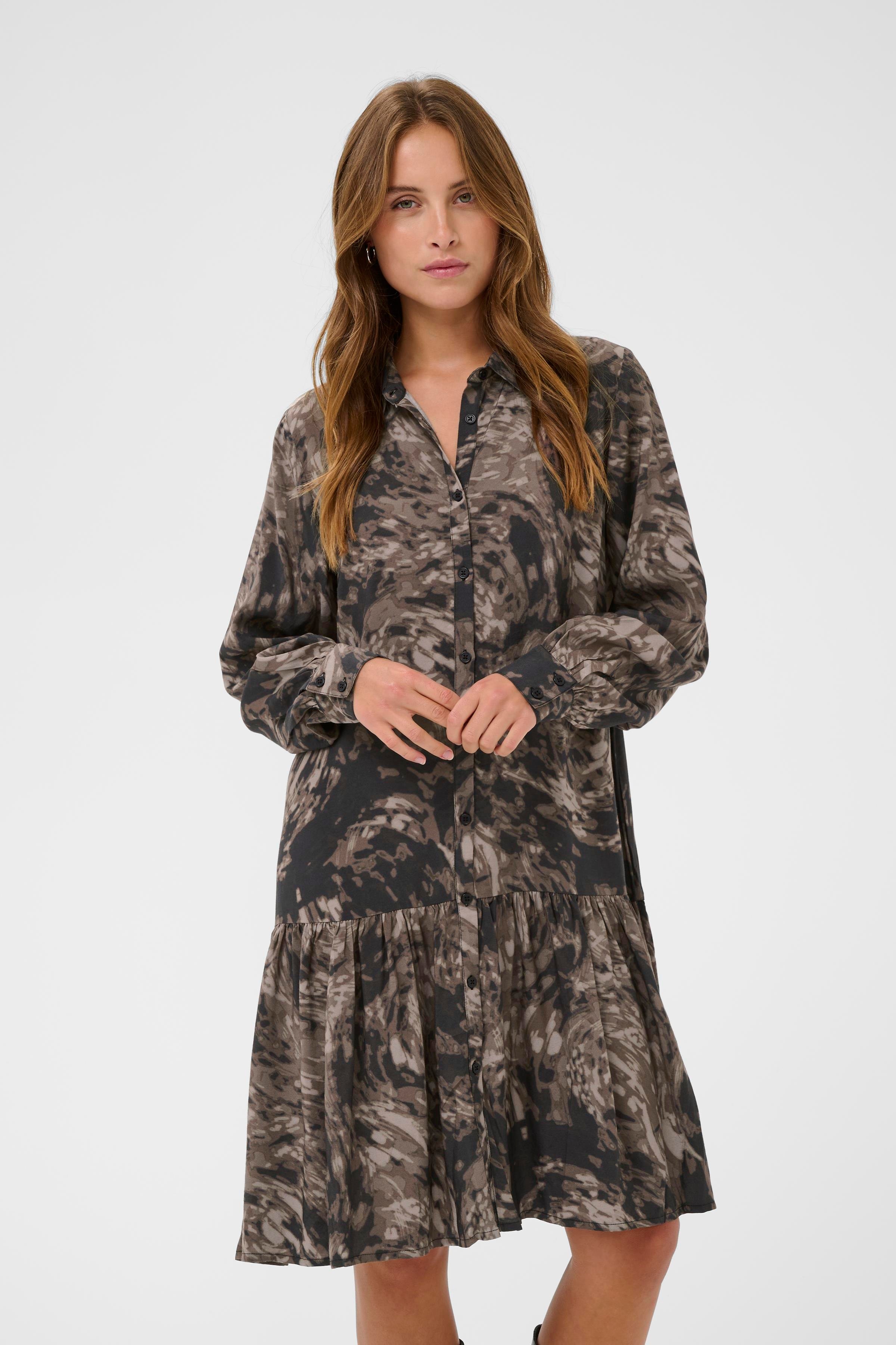 KAjamie Kleid LOOKBOOK FRONT 10510795-108502