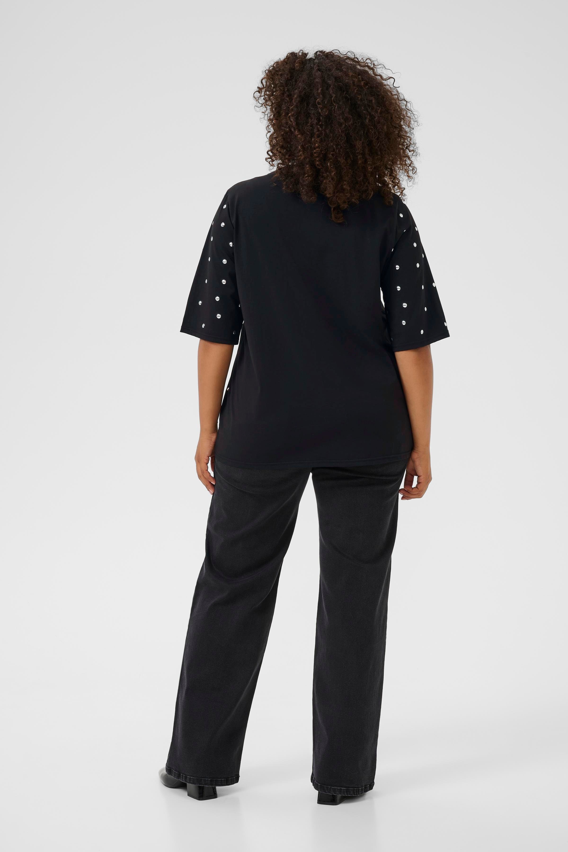 KChelena T-shirt LOOKBOOK FRONT 10583637-100121
